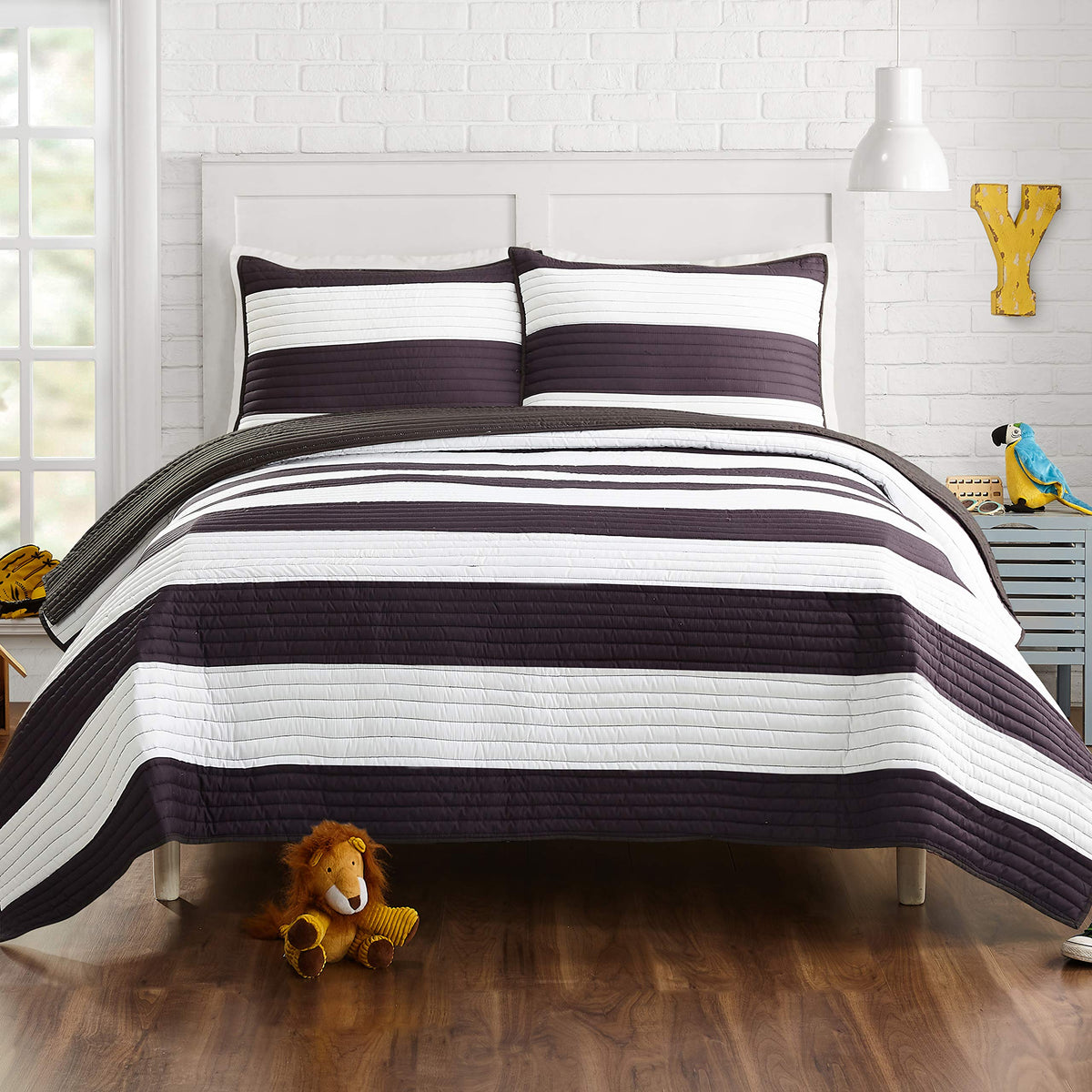 Urban Playground All Seasons Lavelle Black/White Stripe Quilt Set - 3 Piece Soft Brushed Microfiber Kids Bedding Set For Boys/Gi
