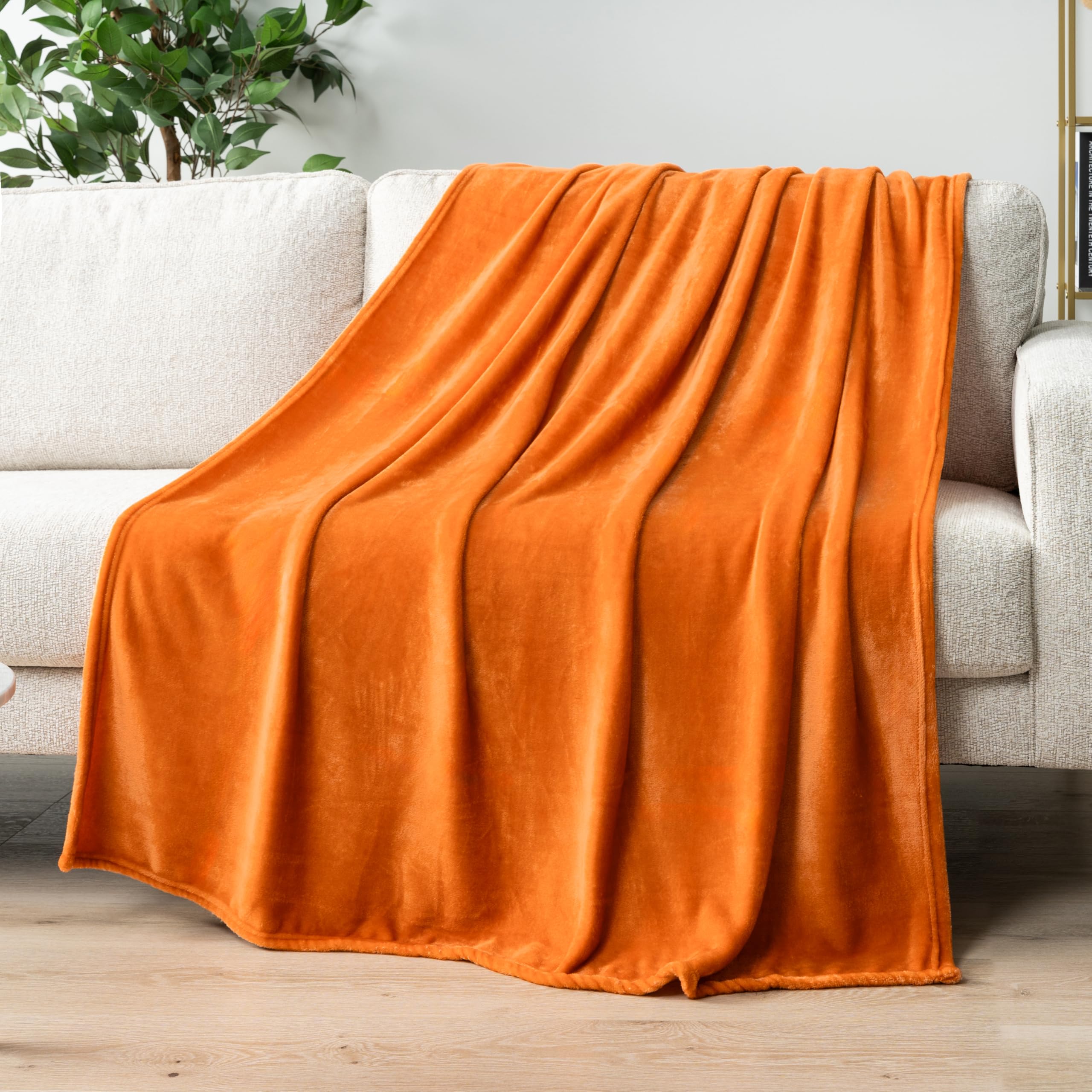 Pavilia Orange Fleece Throw Blanket For Couch Twin Size, Peach Coral Super Soft Fall Flannel Throw For Sofa, Luxury Plush Microf