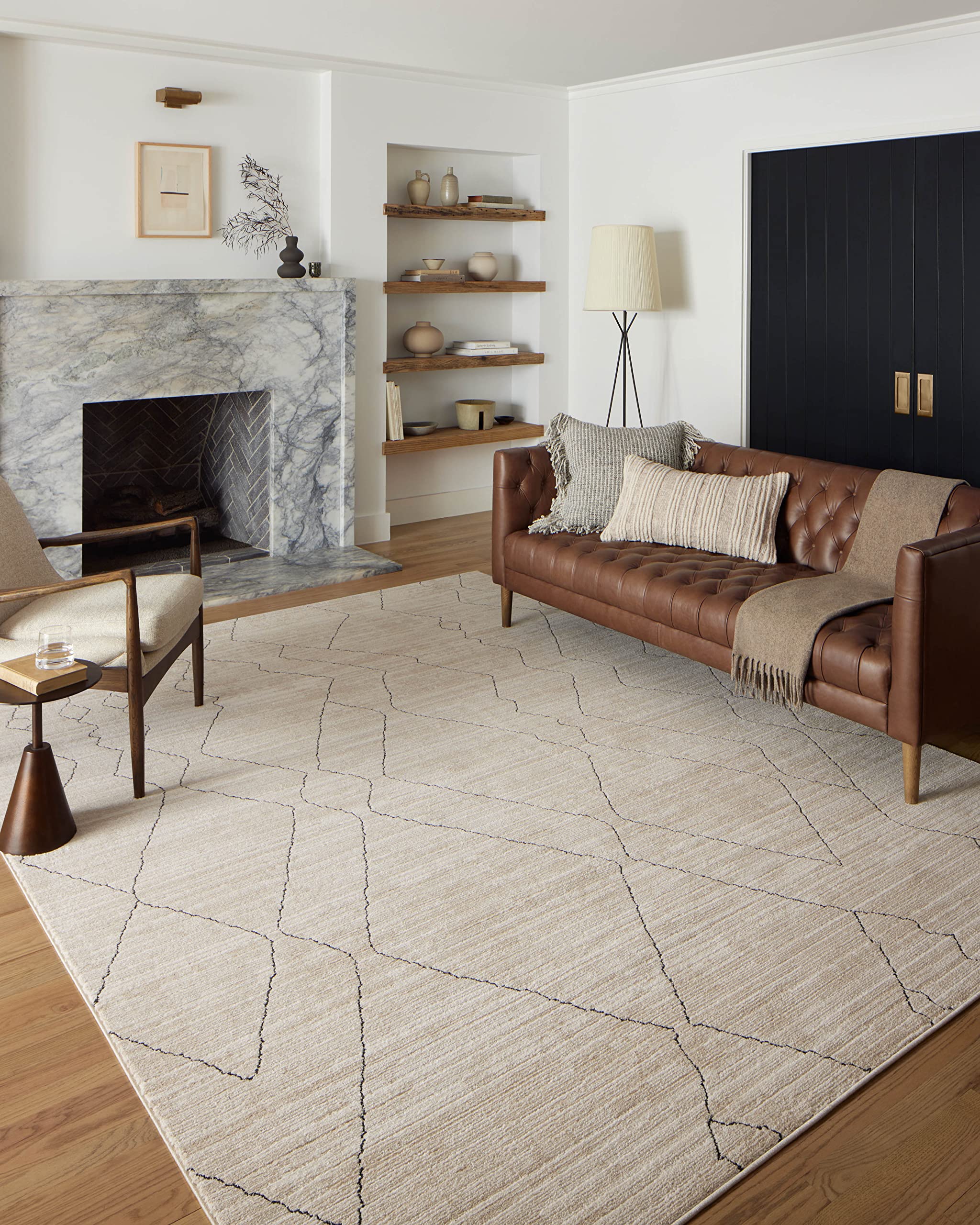 Loloi II Darby Collection DAR-03 Sand/Charcoal 2-7 x 10-0 Runner Rug