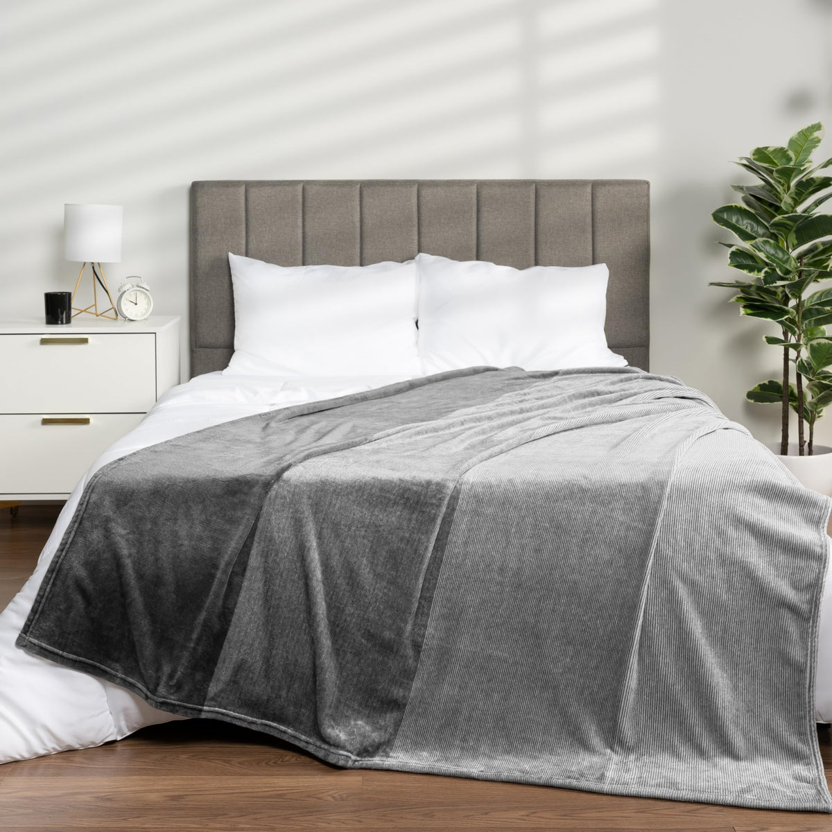 Pavilia Gray Ombre Fleece Blanket For Twin Size Bed, Soft Blanket For Bed Sofa Couch, Plush Lightweight Grey Gradient Blanket, C