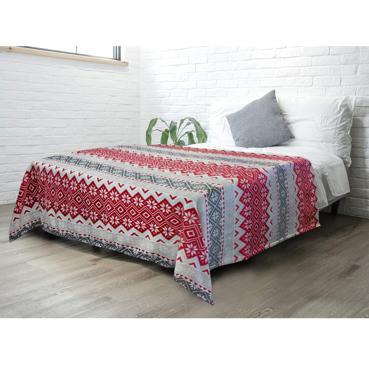 Pavilia Christmas Throw Blanket | Holiday Christmas Red Fleece Blanket | Soft, Plush, Warm Winter Cabin Throw, 60X80 (Red Snowfl