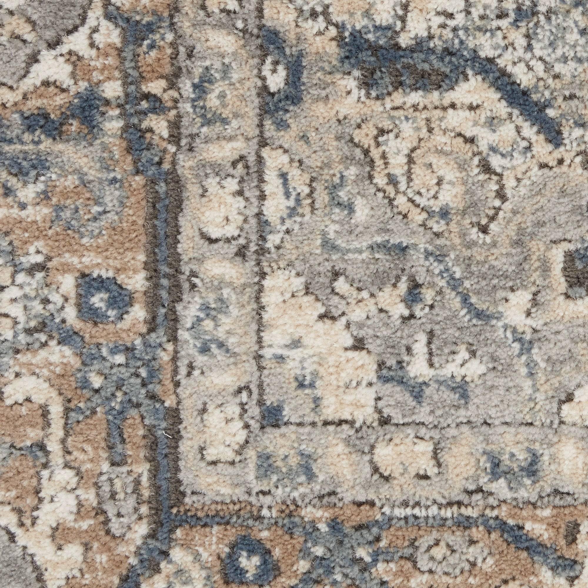 HomeRoots 521918 7 x 10 ft. Gray & Ivory Floral Power Loom Rectangle Area Rug