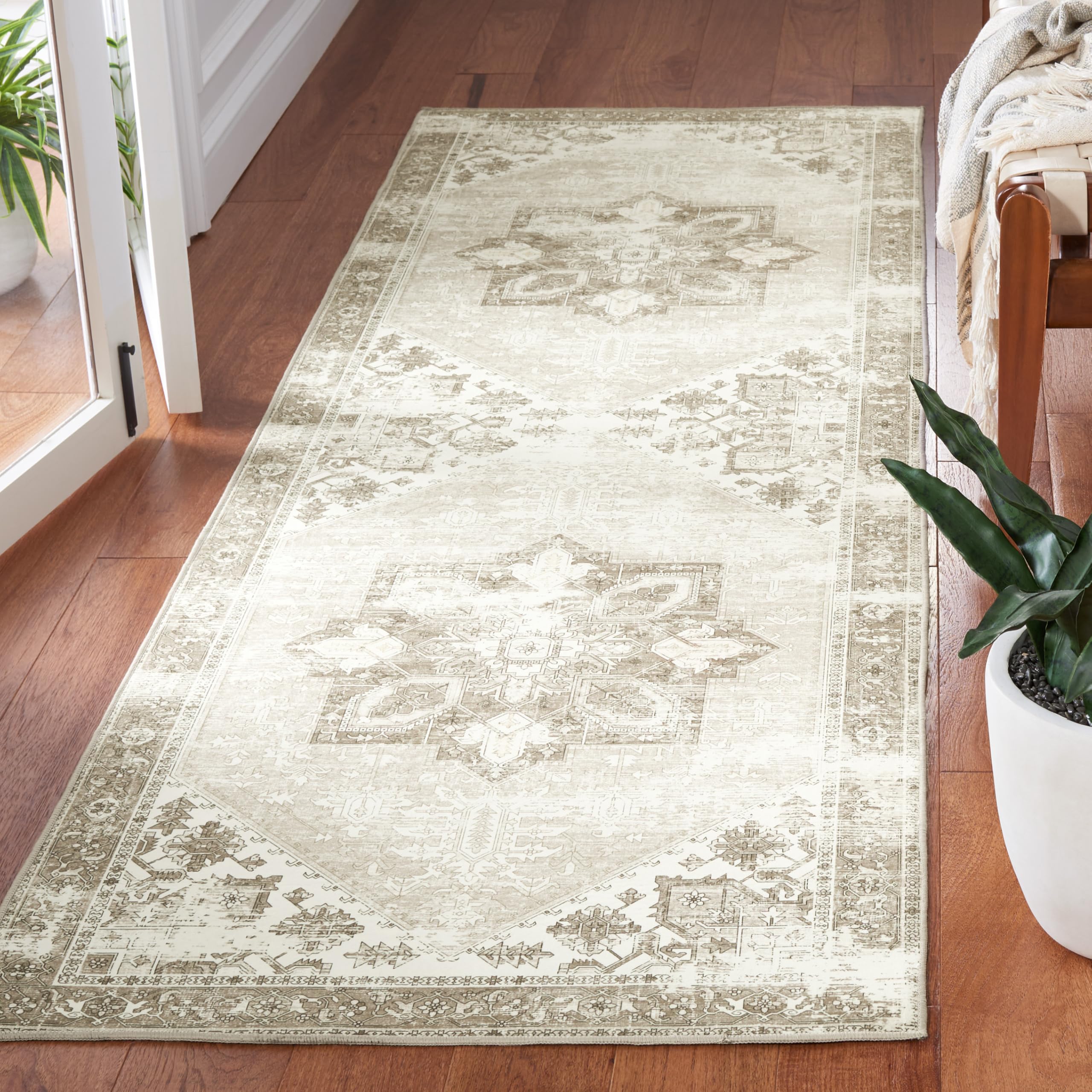 SAFAVIEH Washable Rug Tucson Collection - 26 x 6 Runner, Sage & Ivory, Slip Resistant, Ideal for High Traffic Areas in Living