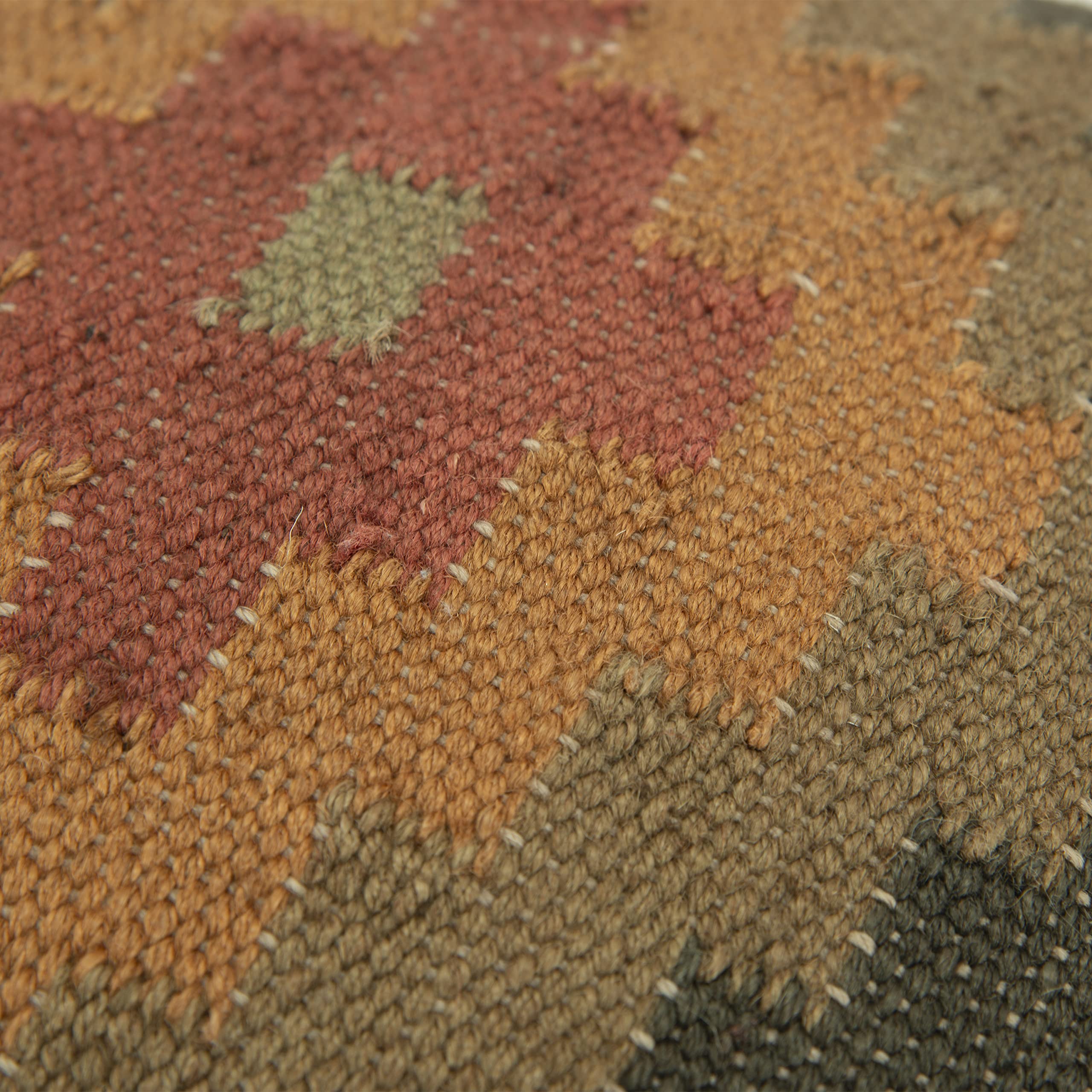 Rizzy Home | T05804 | Poly Fill Decorative Pillow | 18&quot;x18&quot; Orange/Yellow/Red Medallion