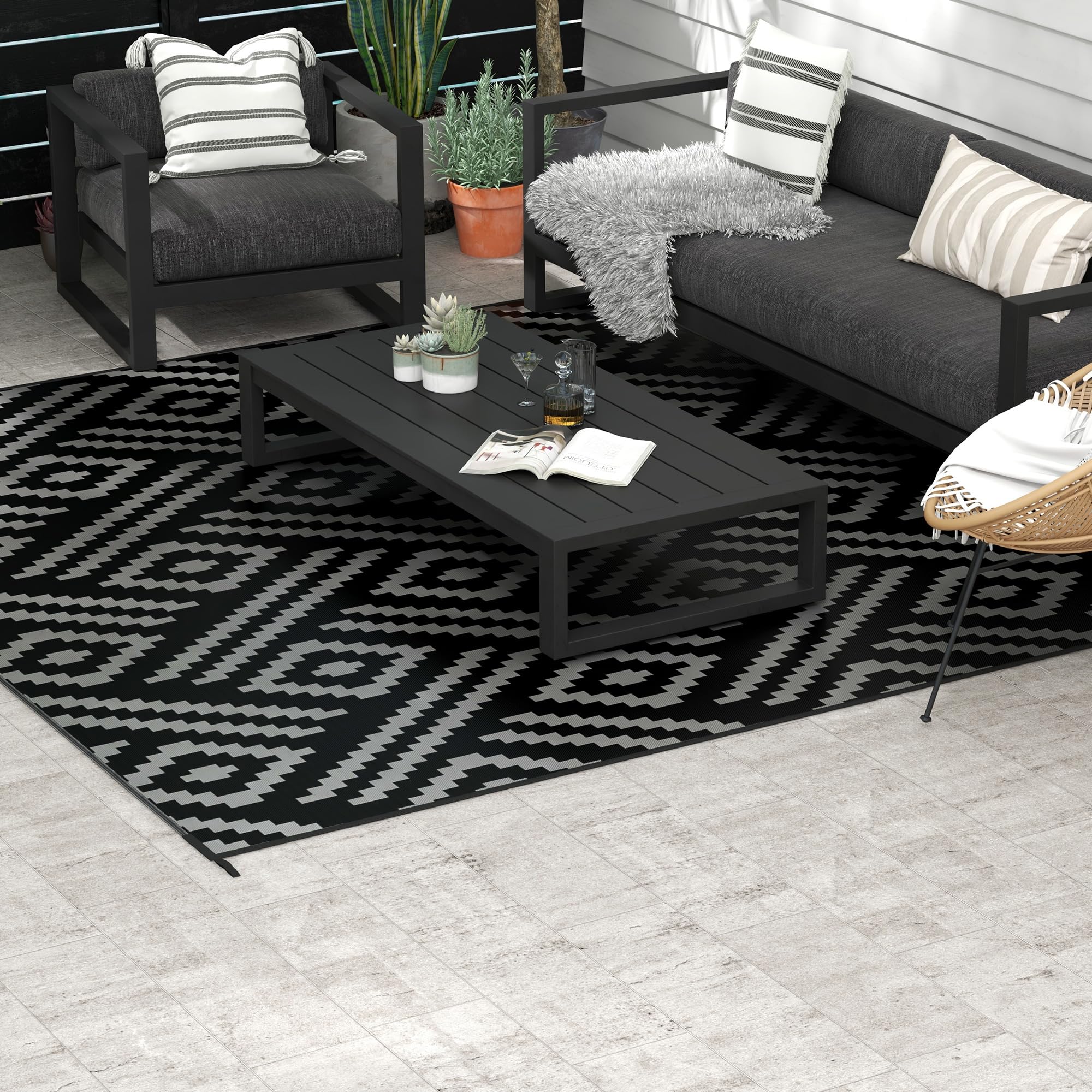 Outsunny Reversible Outdoor Rug, 8' X 10' Waterproof Plastic Straw Floor Mat, Portable Rv Camping Carpet, Large Floor Mat For Backyard, Deck, Picnic, Beach, Black & Gray Geometric