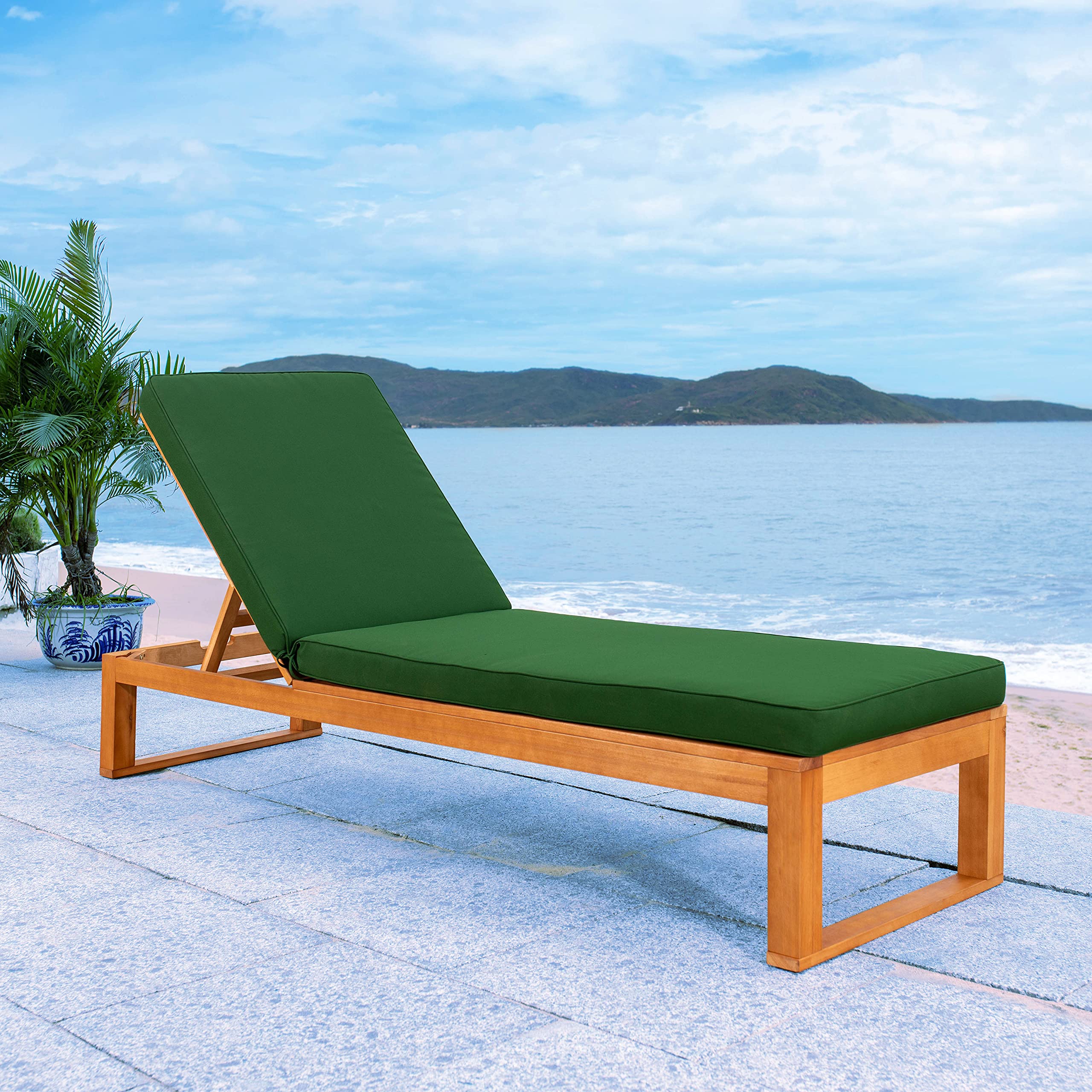 SAFAVIEH Outdoor Collection Solano Natural Brown Solid Wood/Green Cushion Patio Adjustable Chaise Lounge Chair (PAT7024N)