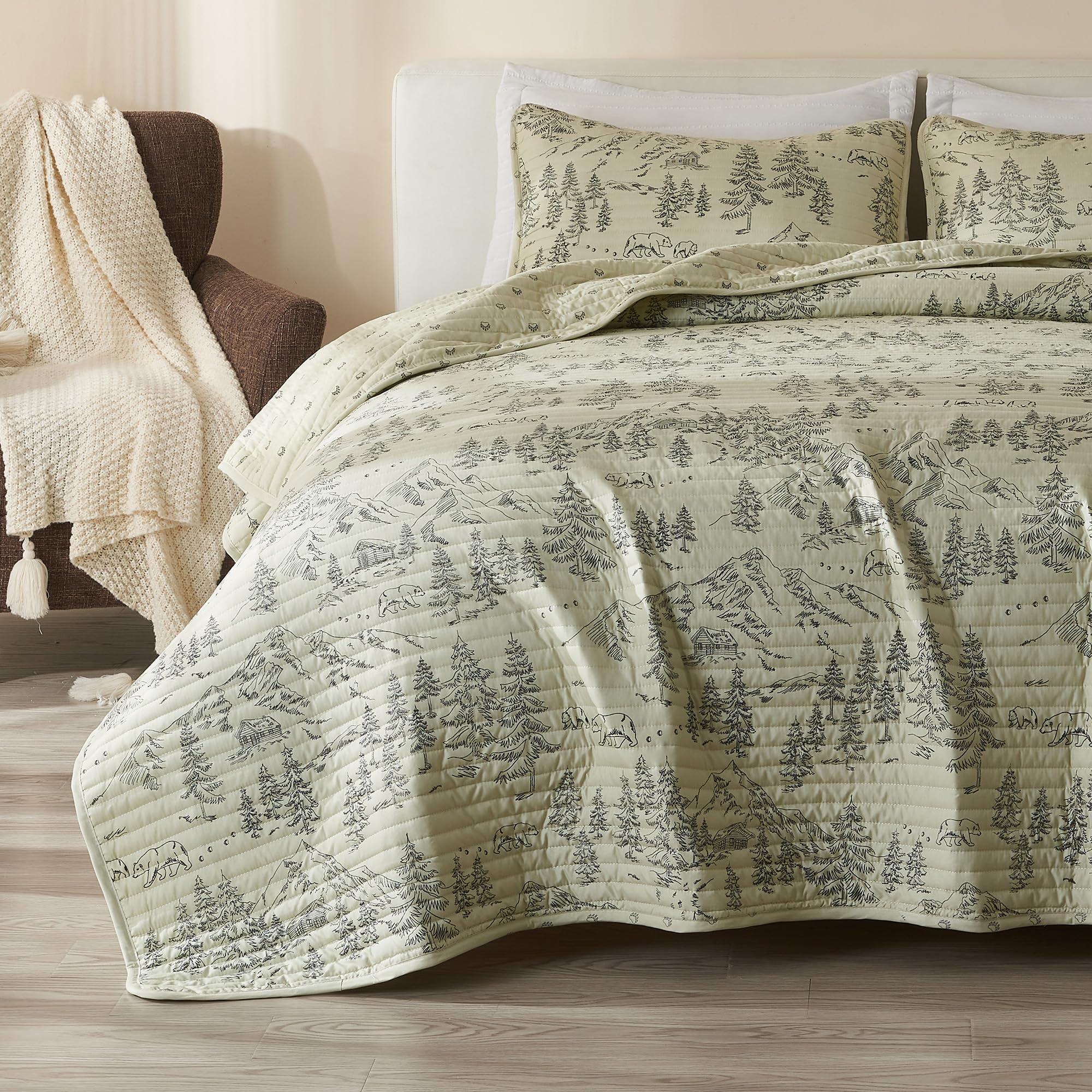 Great Bay Home Twin/Twin Xl Reversible Rustic Lodge Bear Bedspread Quilt With Sham - All Season Cabin Coverlet Bedding Set (Incl
