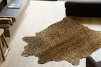 HomeRoots Cowhide, Microsuede 6' X 7' Cowhide Rug - Cheetah