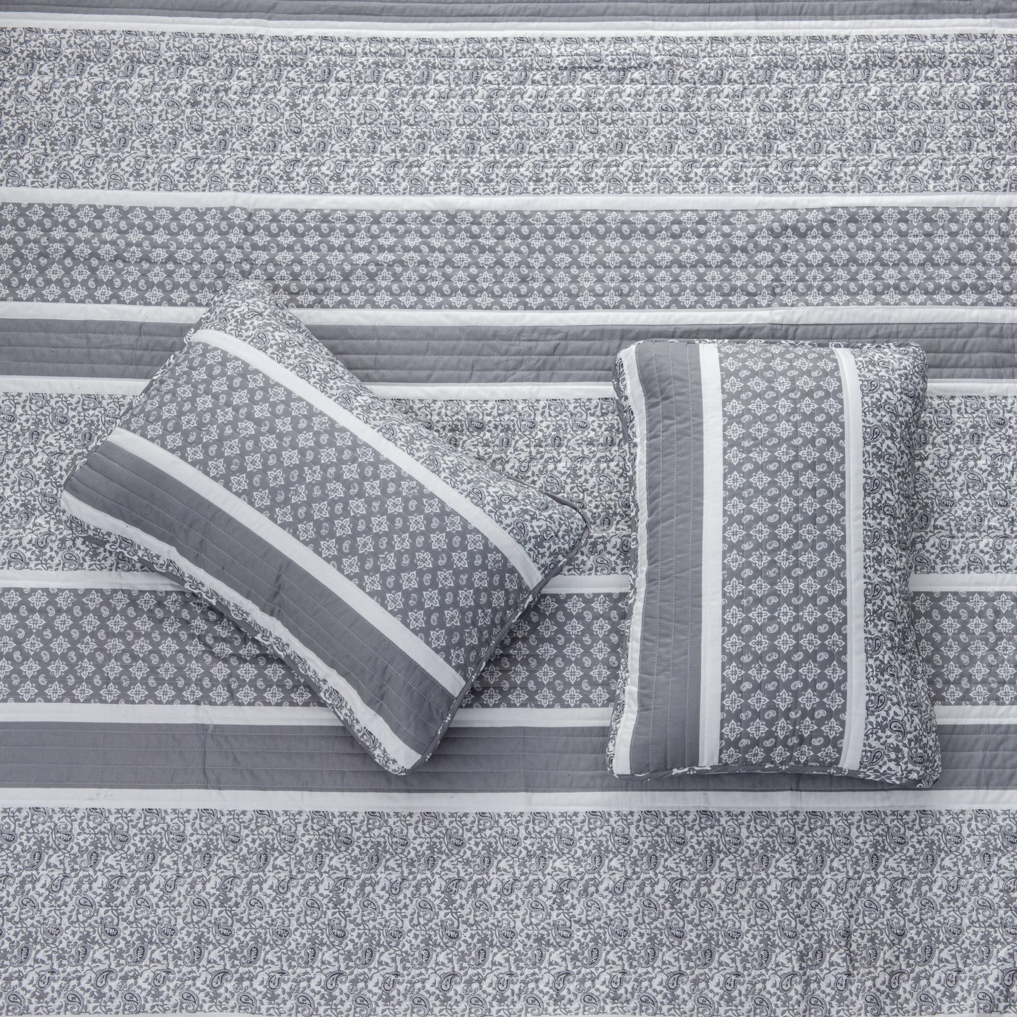 Great Bay Home 3-Piece Reversible Grey Full/Queen Quilt Comforter With 2 Shams | Lightweight, All-Season, Cozy, Modern Bedspread