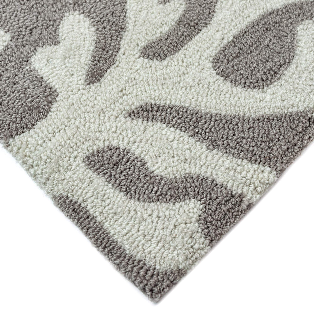 Liora Manne Capri Indoor/Outdoor Handmade Synthetic Blend Durable Area Rug - Traditional Border Coastal Beach Accent (Coral Border Silver) (8' Round)