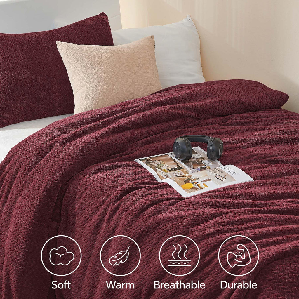 Chixpace Fluffy Twin Comforter Set - Furry Burgundy Leaves Pattern Faux Fur Bed Set, Winter Ultra Soft Fuzzy Comfort Set, Velvet