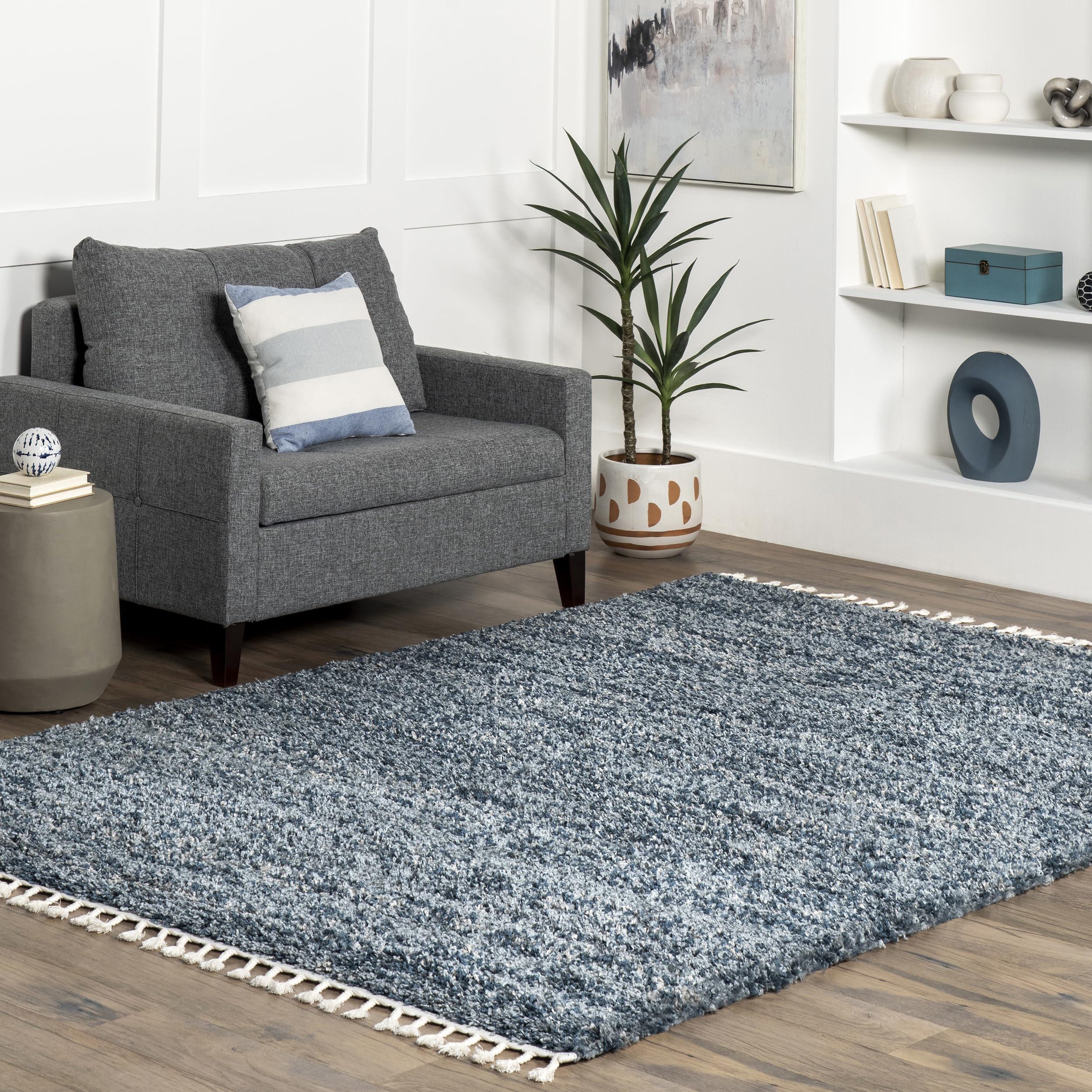 nuLOOM Brooke Shag Tasseled Area Rug - 3x5 Accent Shag Rug Casual Blue/Ivory Rugs for Living Room Bedroom Dining Room Nursery En