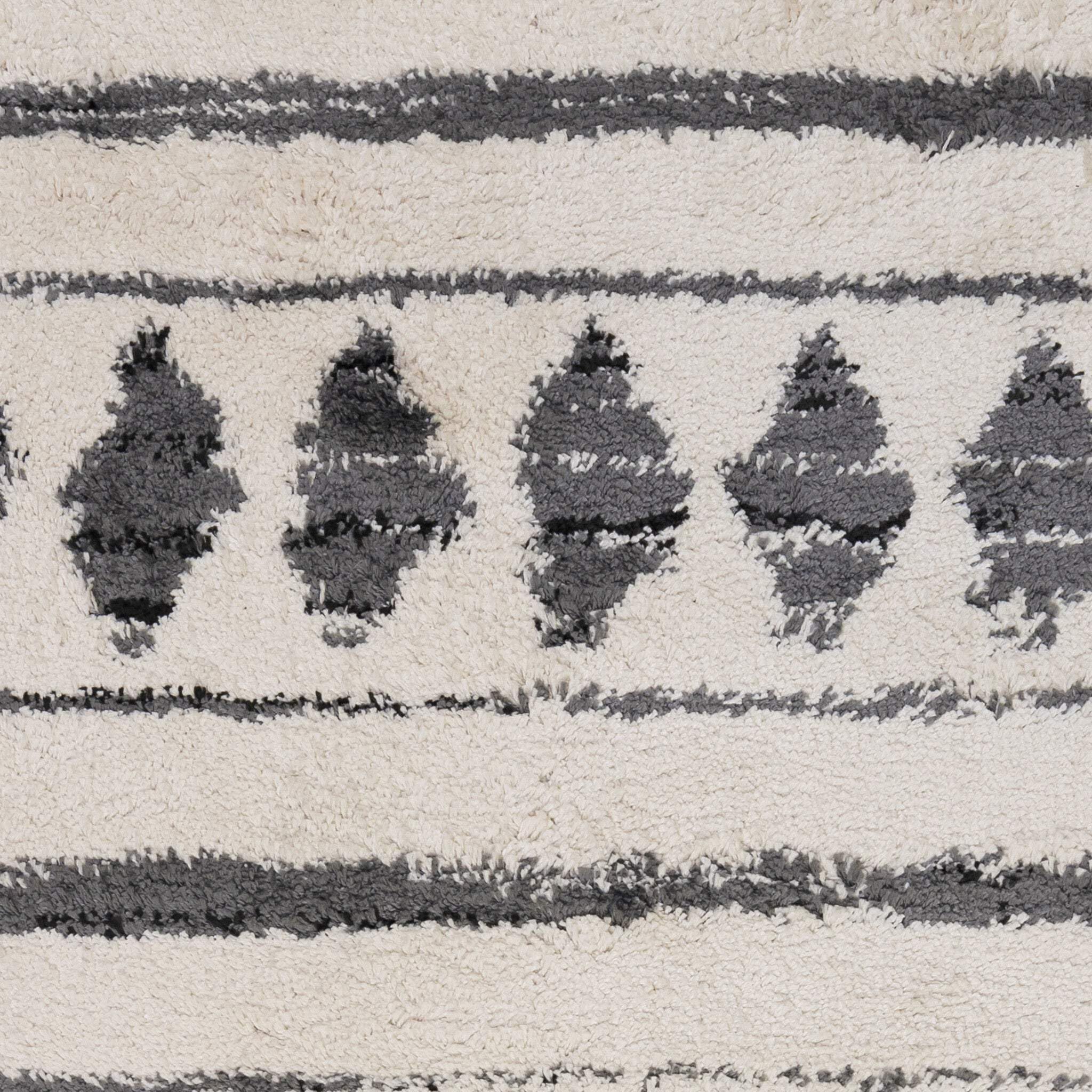 HomeRoots 531970 8 x 11 ft. Ivory & Black Geometric Shag Rectangle Area Rug