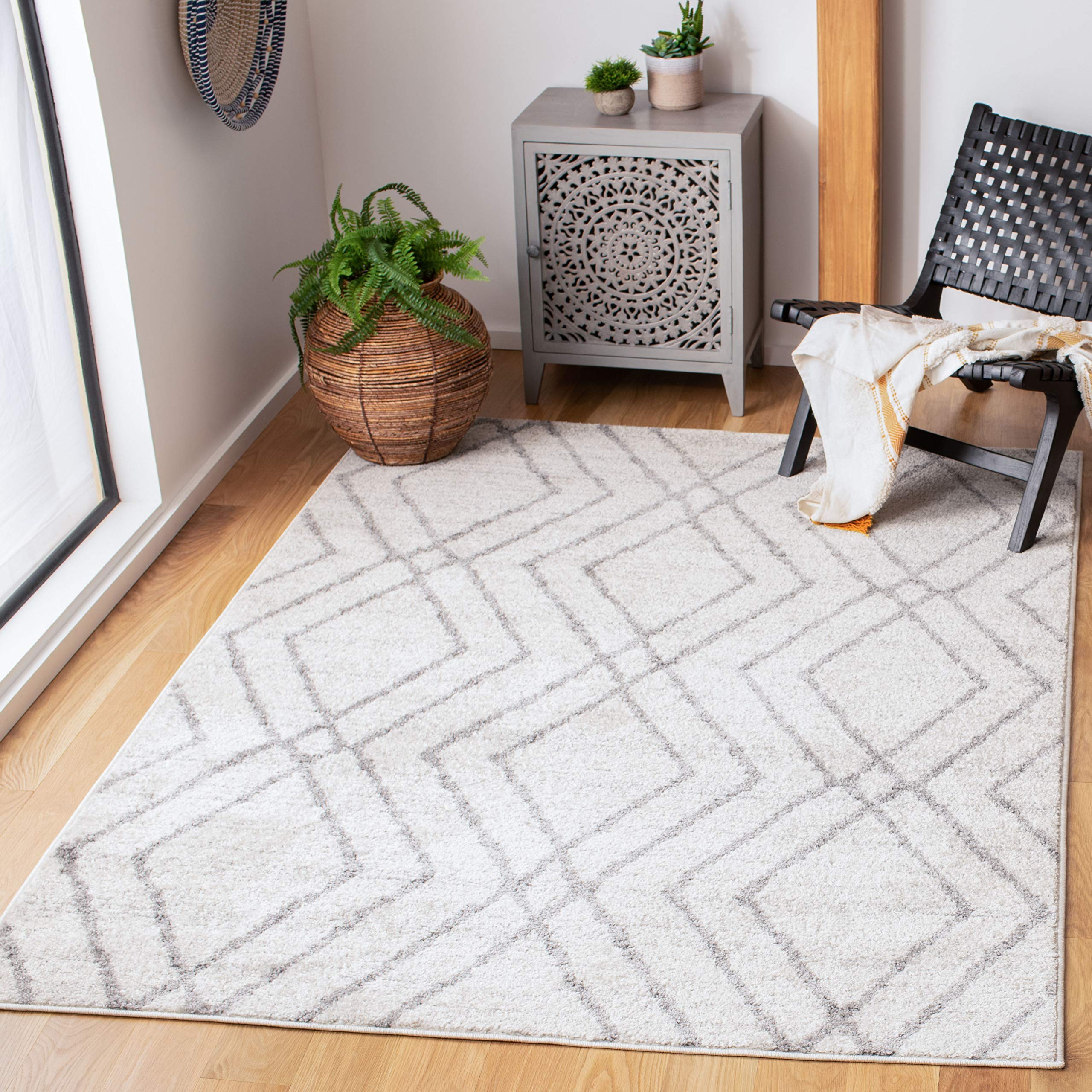 SAFAVIEH Adirondack Collection Accent Rug - 3 x 5, Ivory & Grey, Modern Moroccan Design, Non-Shedding & Easy Care, Ideal for H