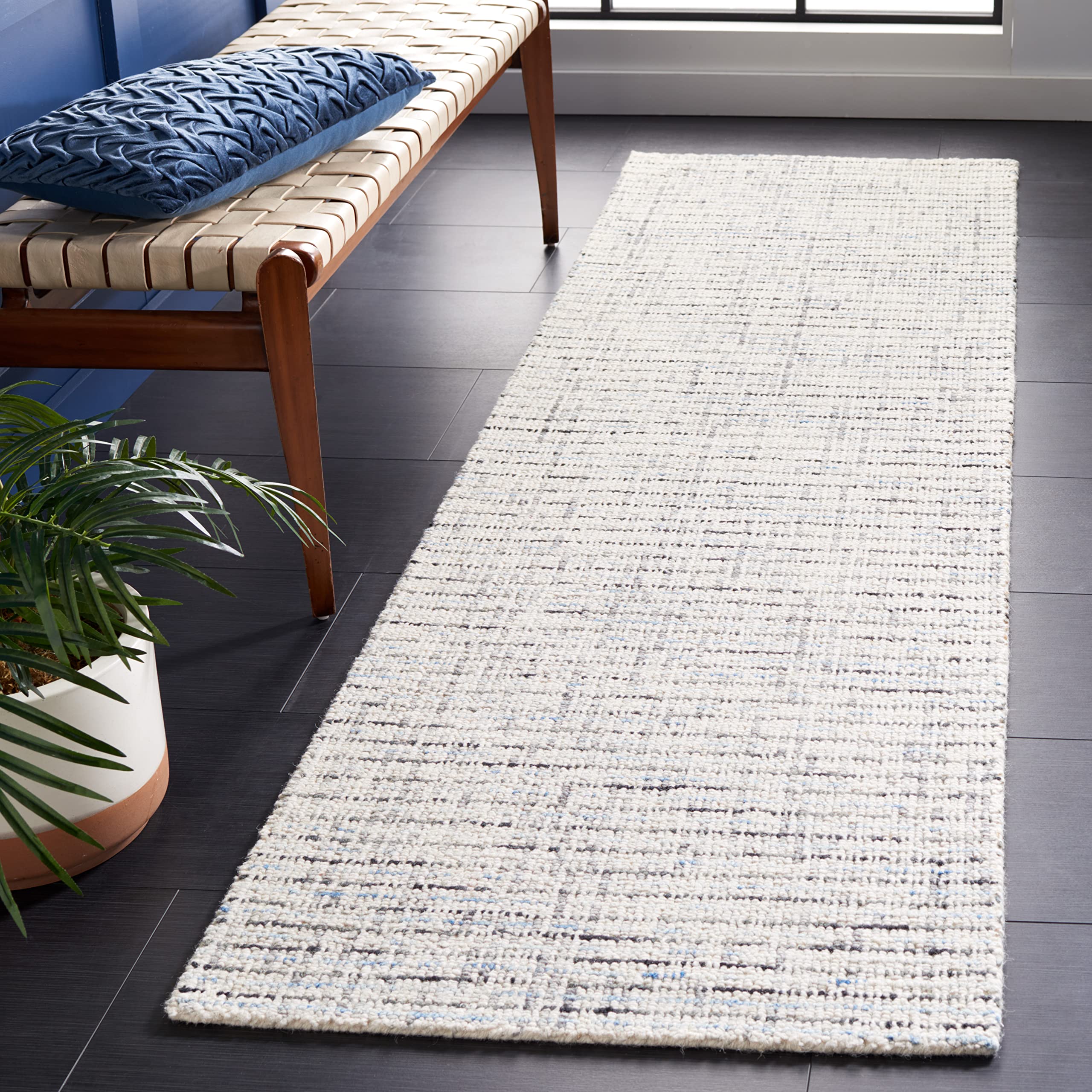 Safavieh Abstract Collection Runner Rug - 2'3'' x 6', Grey & Ivory, Handmade Wool, Ideal for High Traffic Areas in Living Room, 