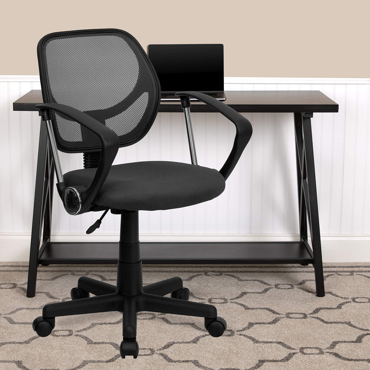 Flash Furniture Neri Low Back Gray Mesh Swivel Task Office Chair with Arms