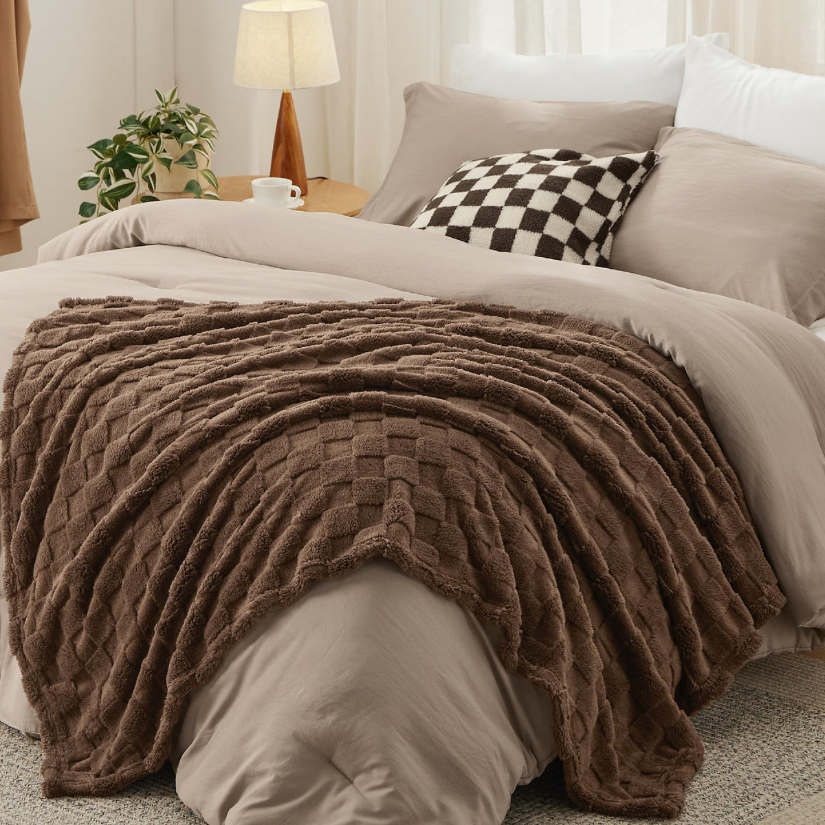 Bedsure King Comforter Set 5 Pieces - Bed In A Bag With Checkered Throw Blanket And Decorative Pillow, Lightweight Bedding Comfo