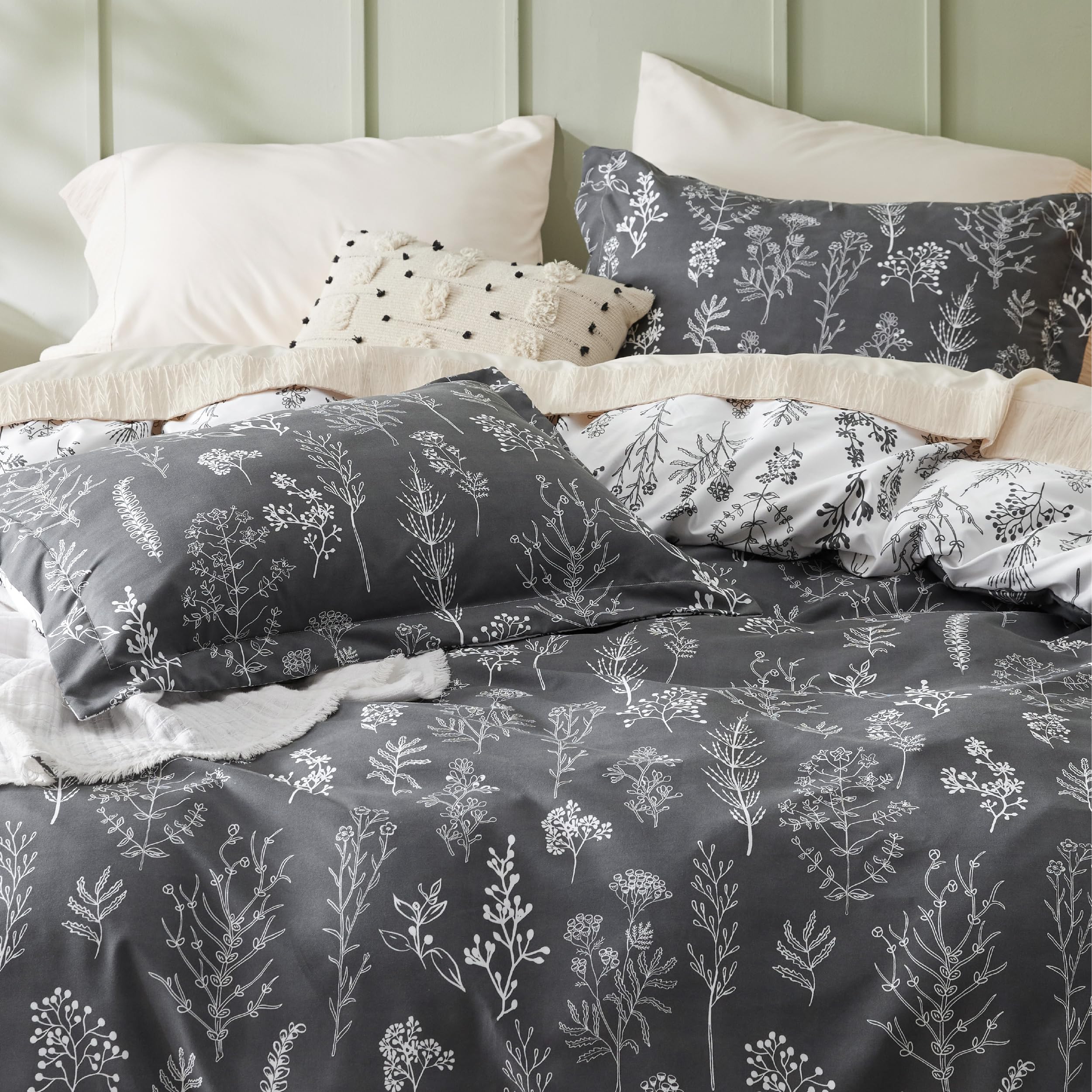 Bedsure Duvet Cover King Size - Reversible Floral Duvet Cover Set With Zipper Closure, Dark Grey Bedding Comforter Cover, 3 Pieces, 1 Duvet Cover 104'X90' And 2 Pillow Shams 20'X36'