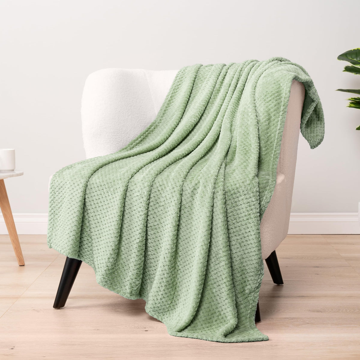 Pavilia Sage Green Throw Blanket For Couch Bed, Soft Fleece Throws For Sofa Chair, Fuzzy Waffle Textured Blanket, Cozy Warm Ligh