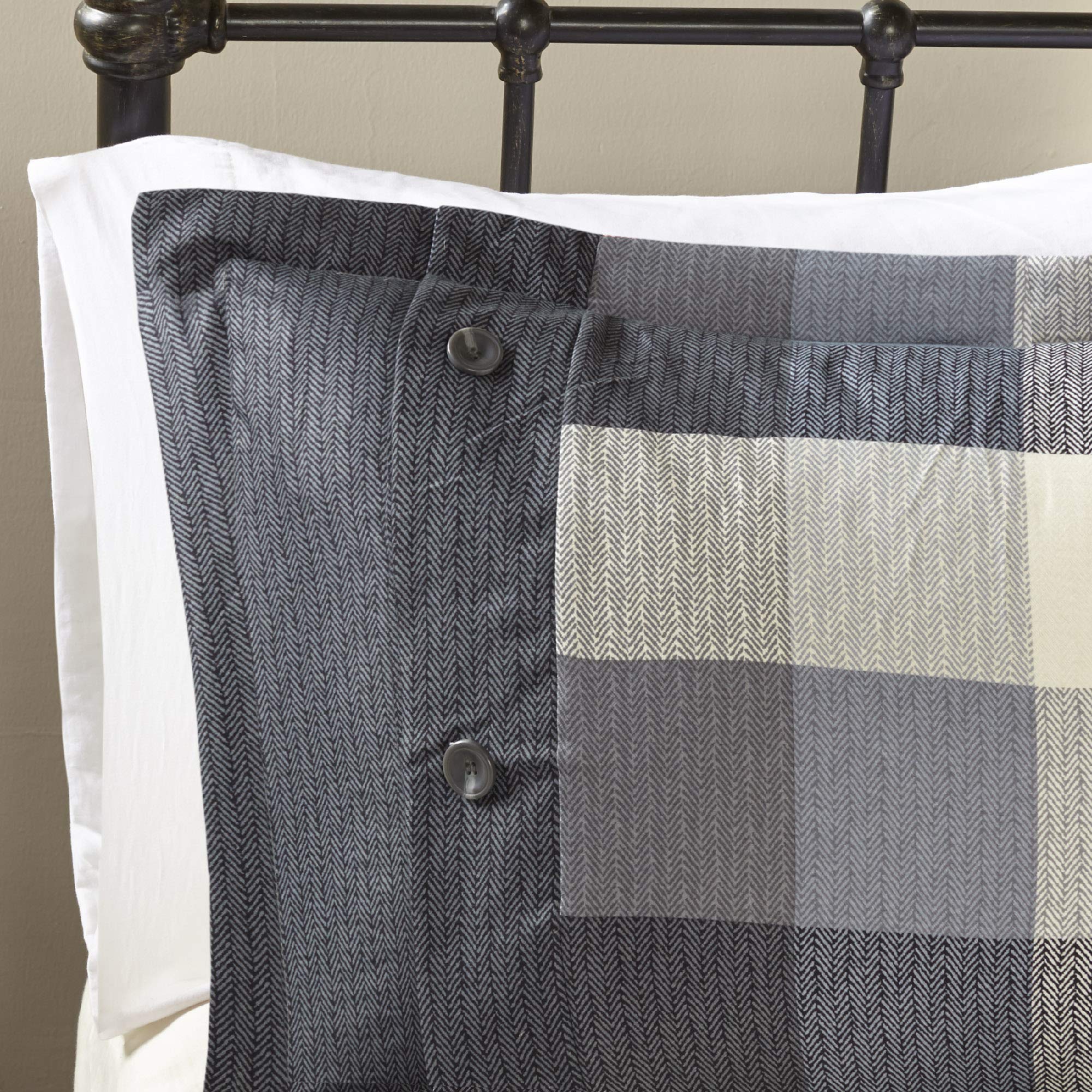 Madison Park Ridge Comforter Set - Cabin Lodge Plaid Herringbone Design, All Season Down Alternative Cozy Bedding With Matching Bedskirt, Shams, Decorative Pillow, Grey King(104'X92') 7 Piece