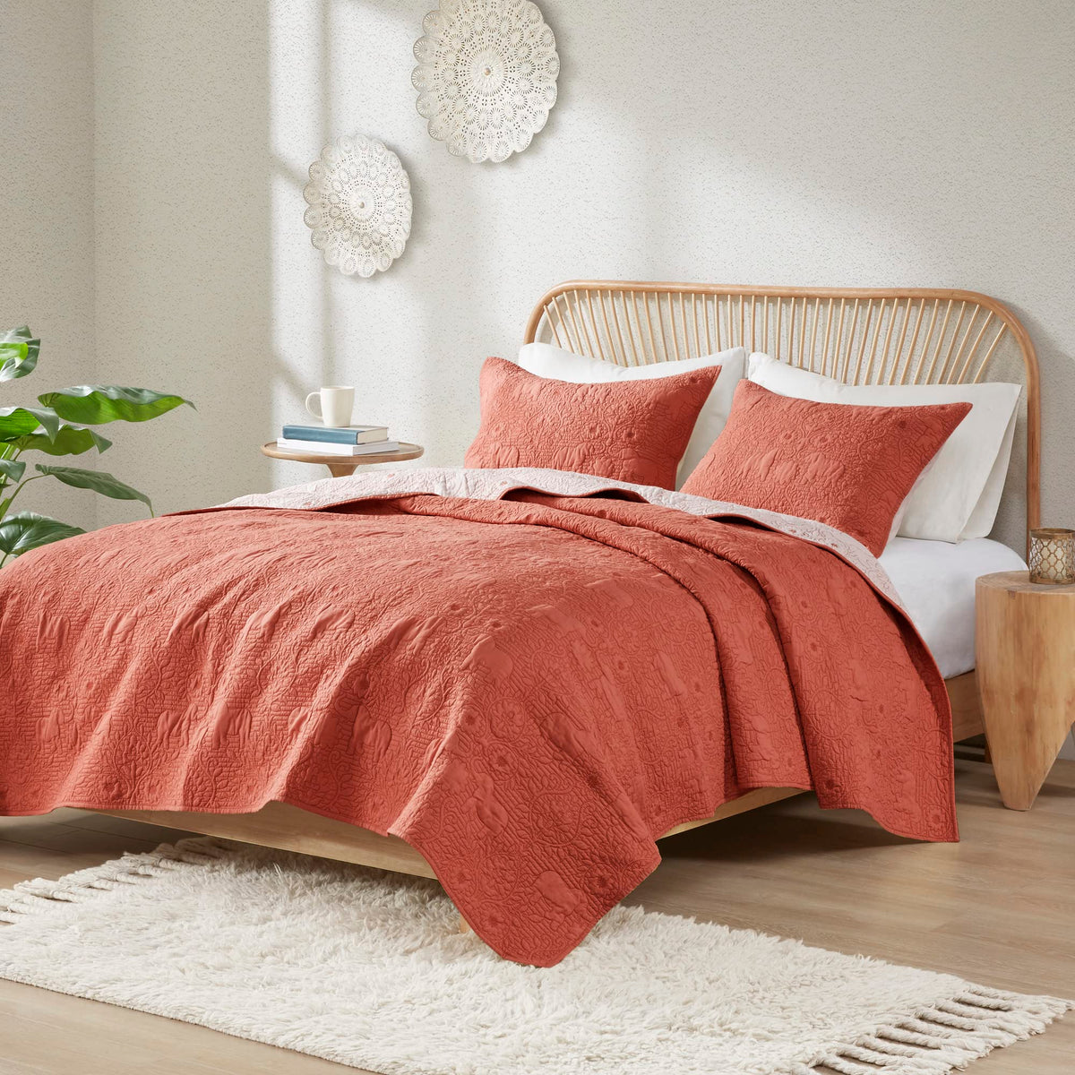 Ink+Ivy Kandula King/Cal King Size Quilt Bedding Set - Dark Orange , Quilted Floral, Elephants - 3 Piece Bedding Quilt Coverlets