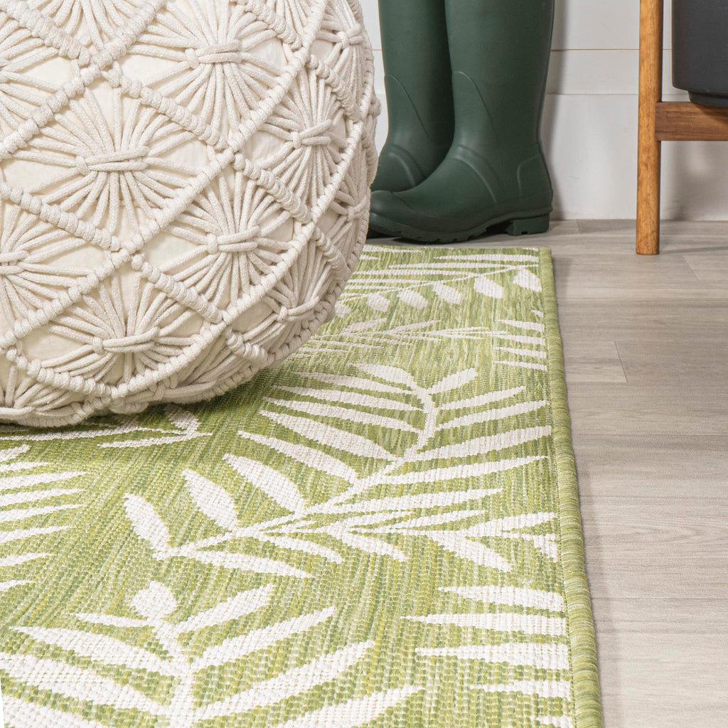 Jonathan Y Smb119D-5 Nevis Palm Frond Indoor Outdoor Area Rug, Coastal, Casual, Country Easy Cleaning,Bedroom,Kitchen,Backyard,Patio,Non Shedding, Green/Cream, 5 X 8