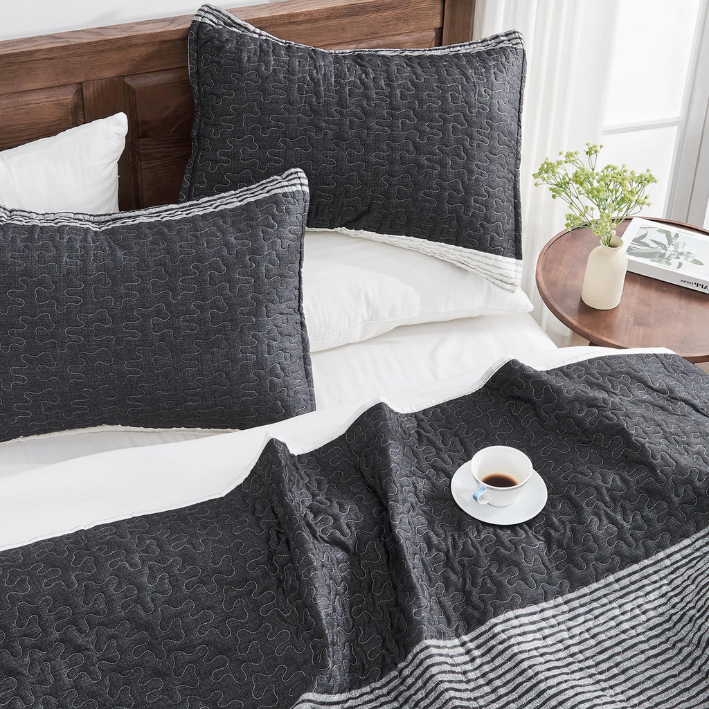 Andency Black Quilt Twin(68X86Inch), 2 Pieces (1 Striped Quilt And 1 Pillowcase) Black And White Patchwork Striped Bedspread Coverlet Set, Soft Microfiber Lightweight Quilted Bedding Set