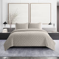 Vera Wang - Queen Quilt Set, Luxurious Velvet Bedding With Matching Shams, Lightweight Home Decor (Diamond Velvet Natural Ivory,
