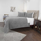 Rizzy Home | BQ4566 | Polyester Quilt | 106"x92" Gray/Black/Nuetral Solid