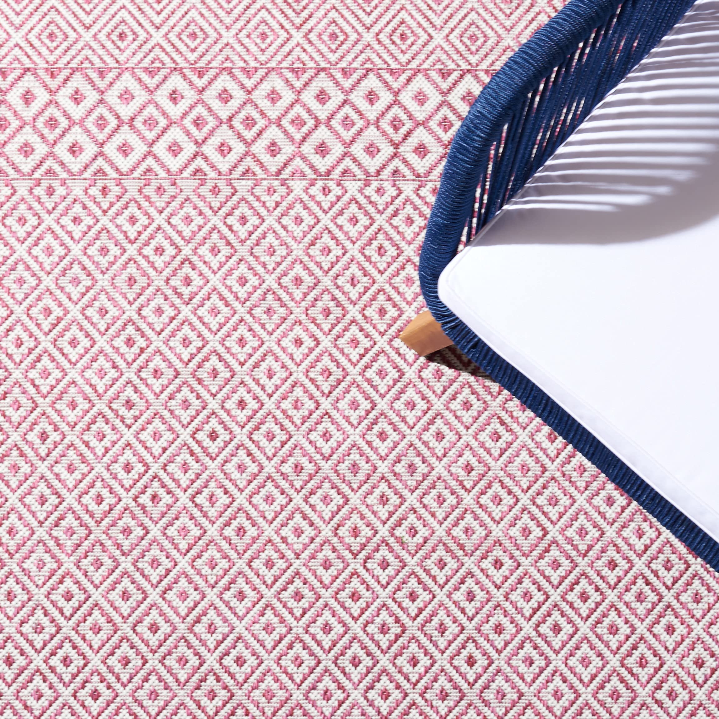 Safavieh Courtyard Collection 2' X 3'7' Ivory/Red Cy8235 Indoor/ Outside Waterproof Easy Cleansingpatio Backyard Mudroom Accent