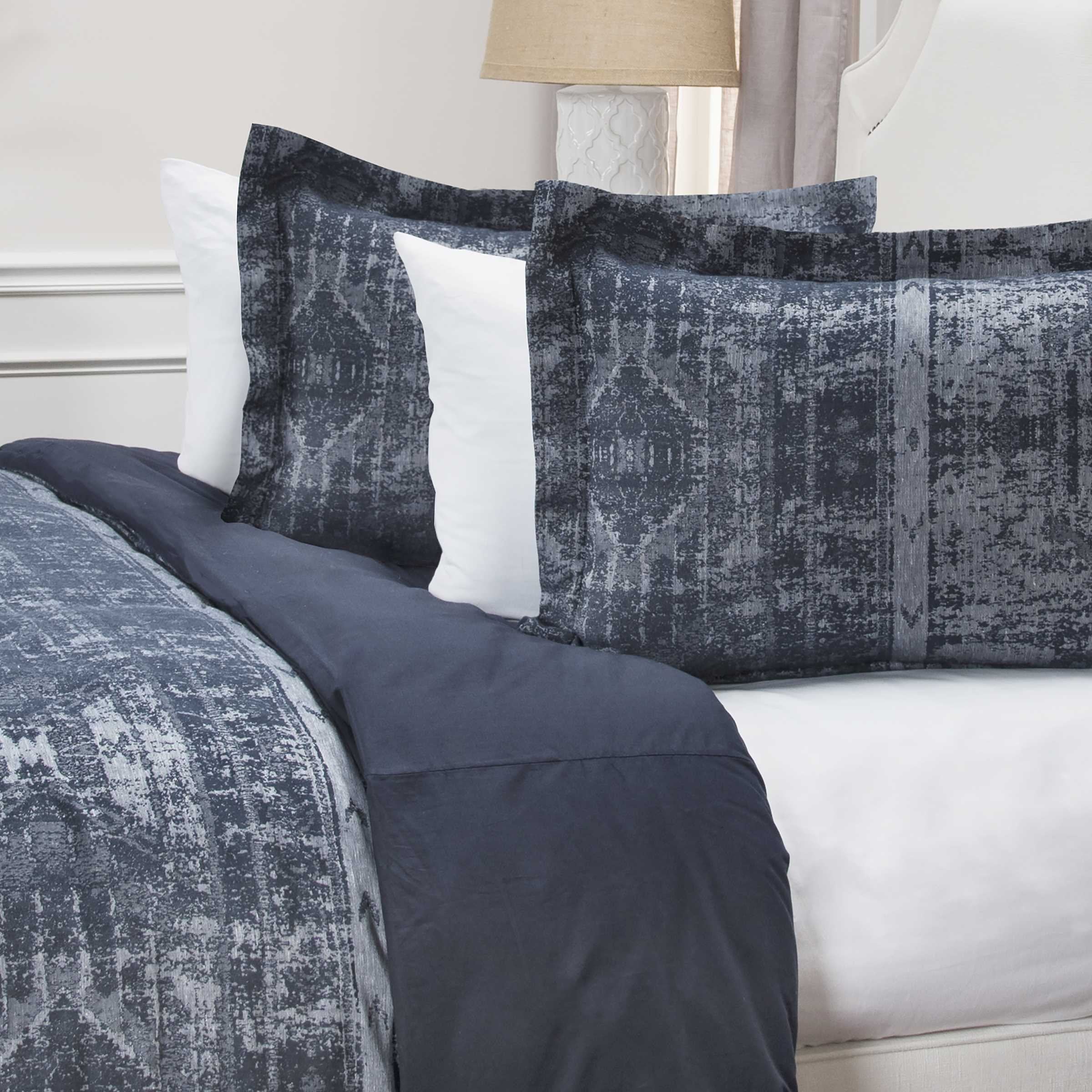 Rizzy Home | Bt4467 | Duvet | 114&quot;X98&quot; Blue/Neutral/ Geometric