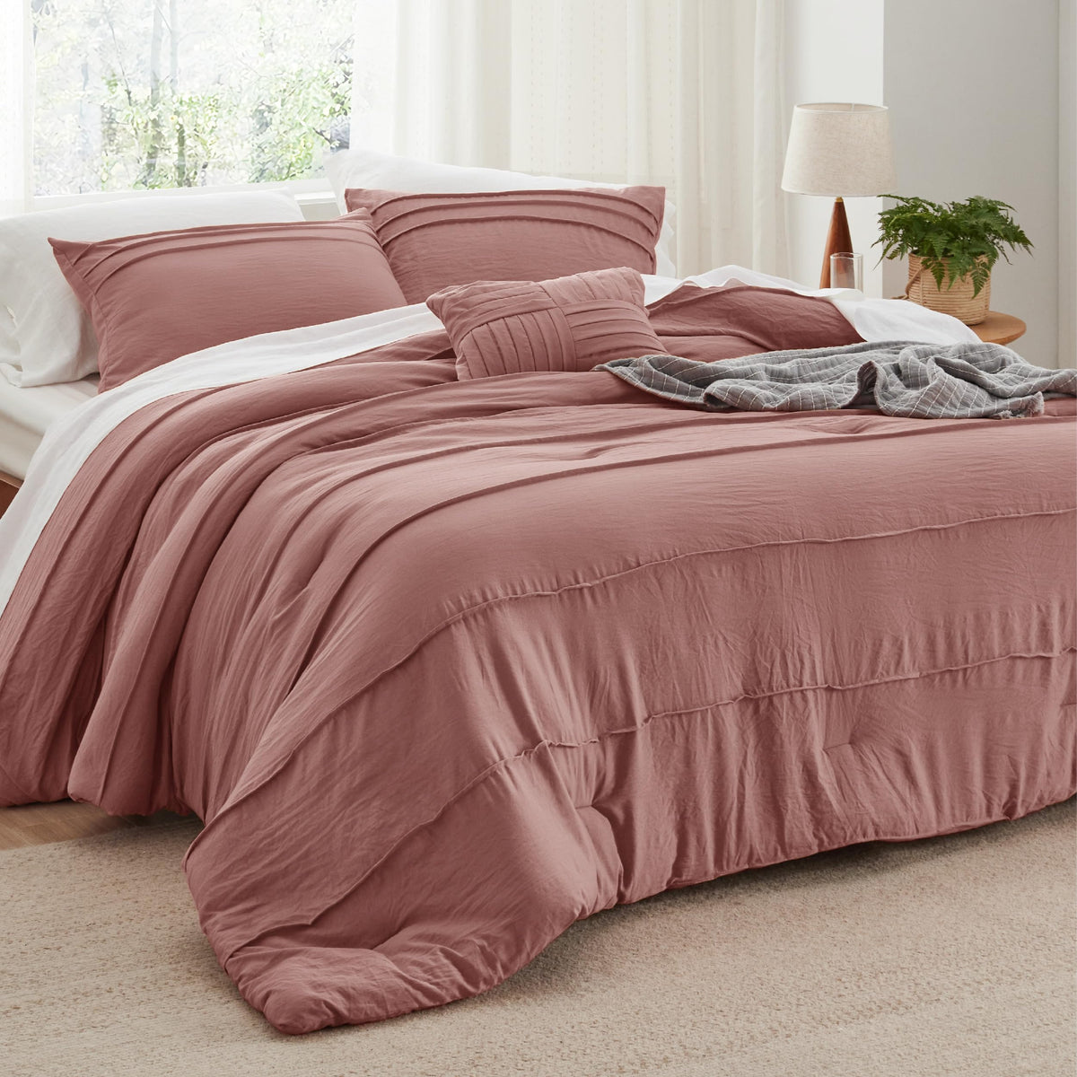 Bedsure Pink California King Comforter Set - 4 Pieces Pinch Pleated Bed Set, Down Alternative Bedding Sets For All Season, Inclu