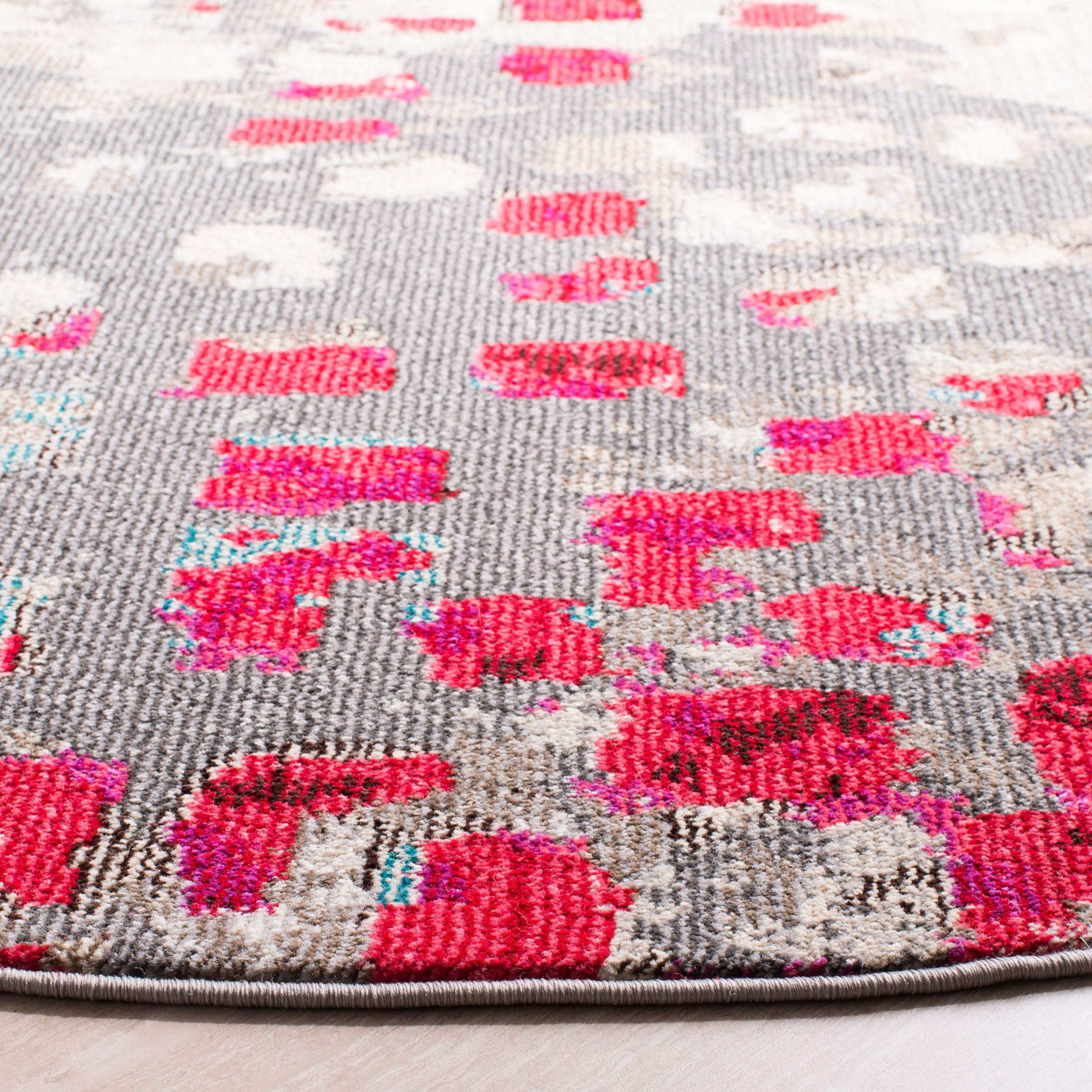 Safavieh Madison Collection Area Rug - 5' Round, Grey & Red, Boho Abstract Distressed Design, Non-Shedding & Easy Care, Ideal Fo