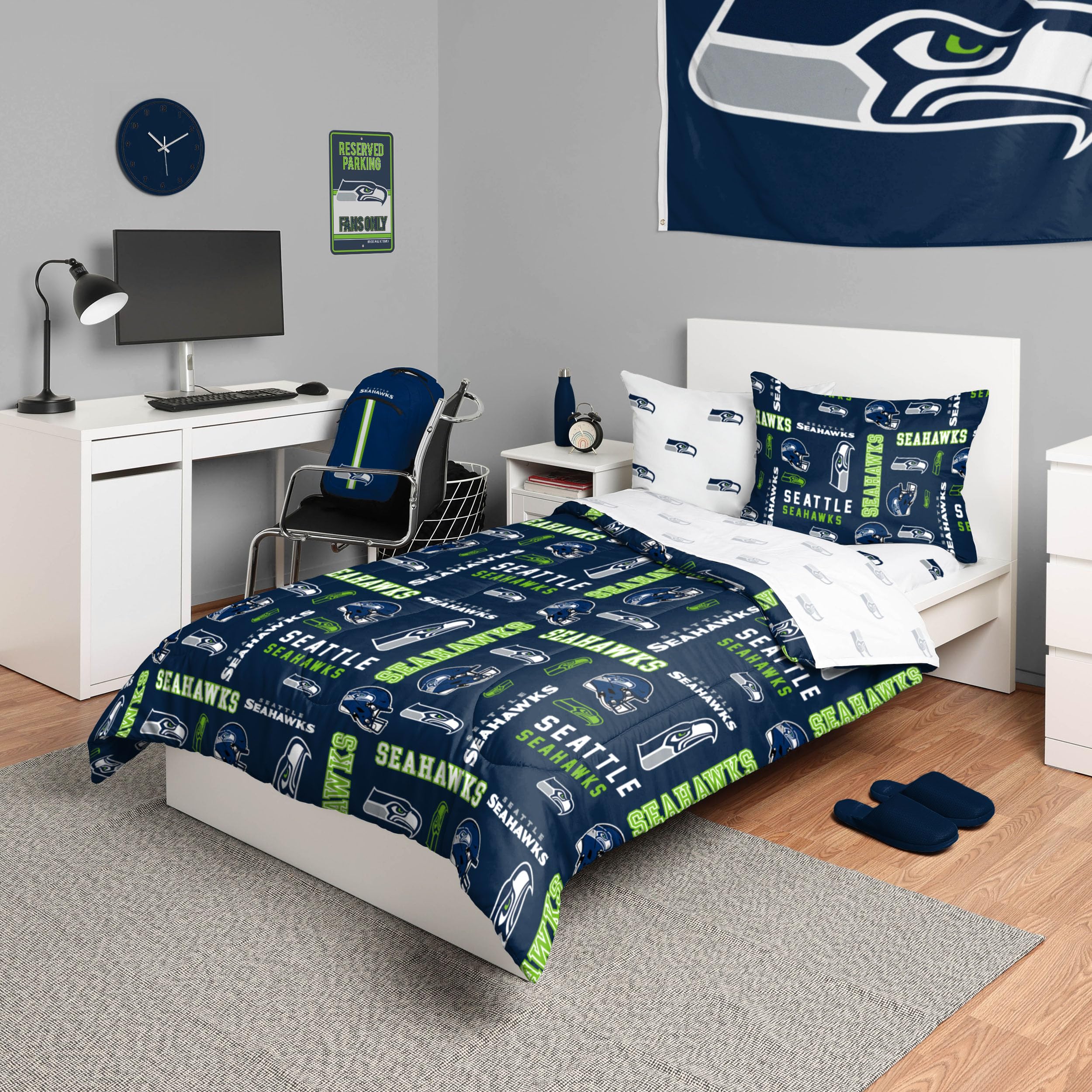 Foco Seattle Seahawks Nfl Team Color Bed In A Bag Comforter Bedding 5 Piece Twin Set