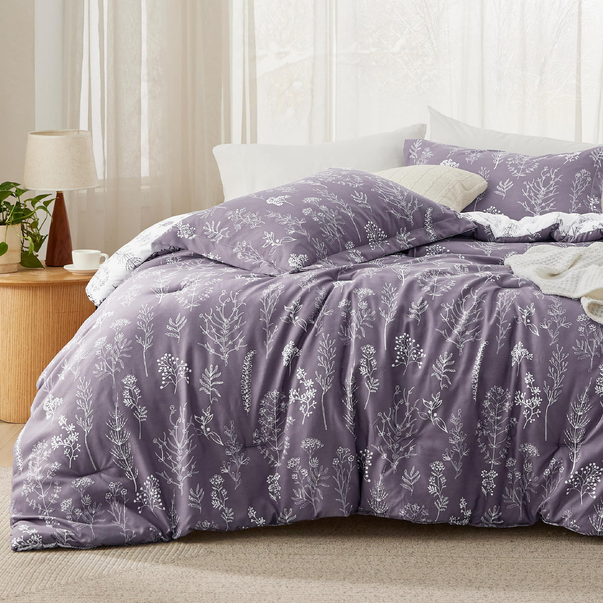 Bedsure Queen Comforter Set - Grayish Purple Comforter, Cute Floral Bedding Comforter Sets, Gifts For Woman, 3 Pieces, 1 Soft Re