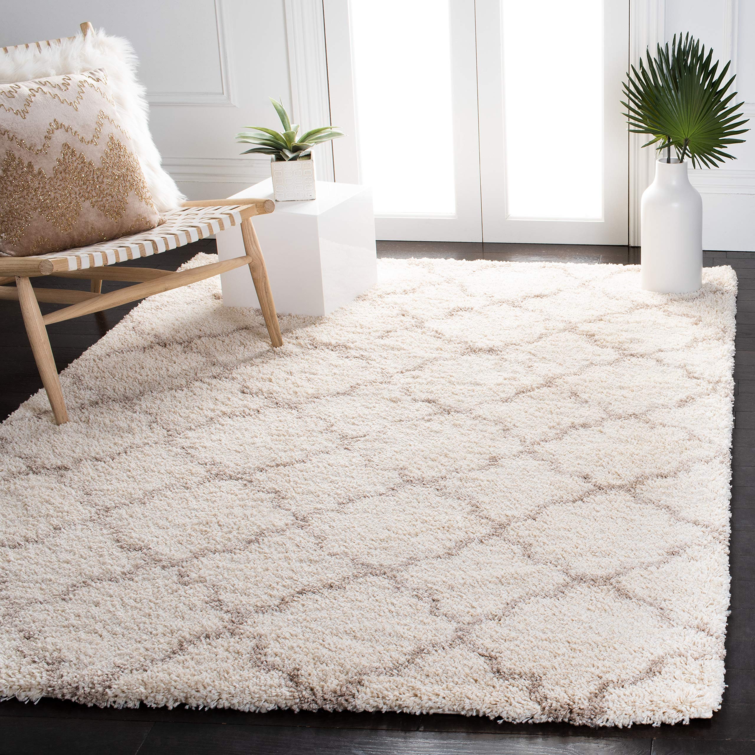 SAFAVIEH Hudson Shag Collection Area Rug - 8 x 10, Ivory & Beige, Moroccan Trellis Design, Non-Shedding & Easy Care, 2-inch Th