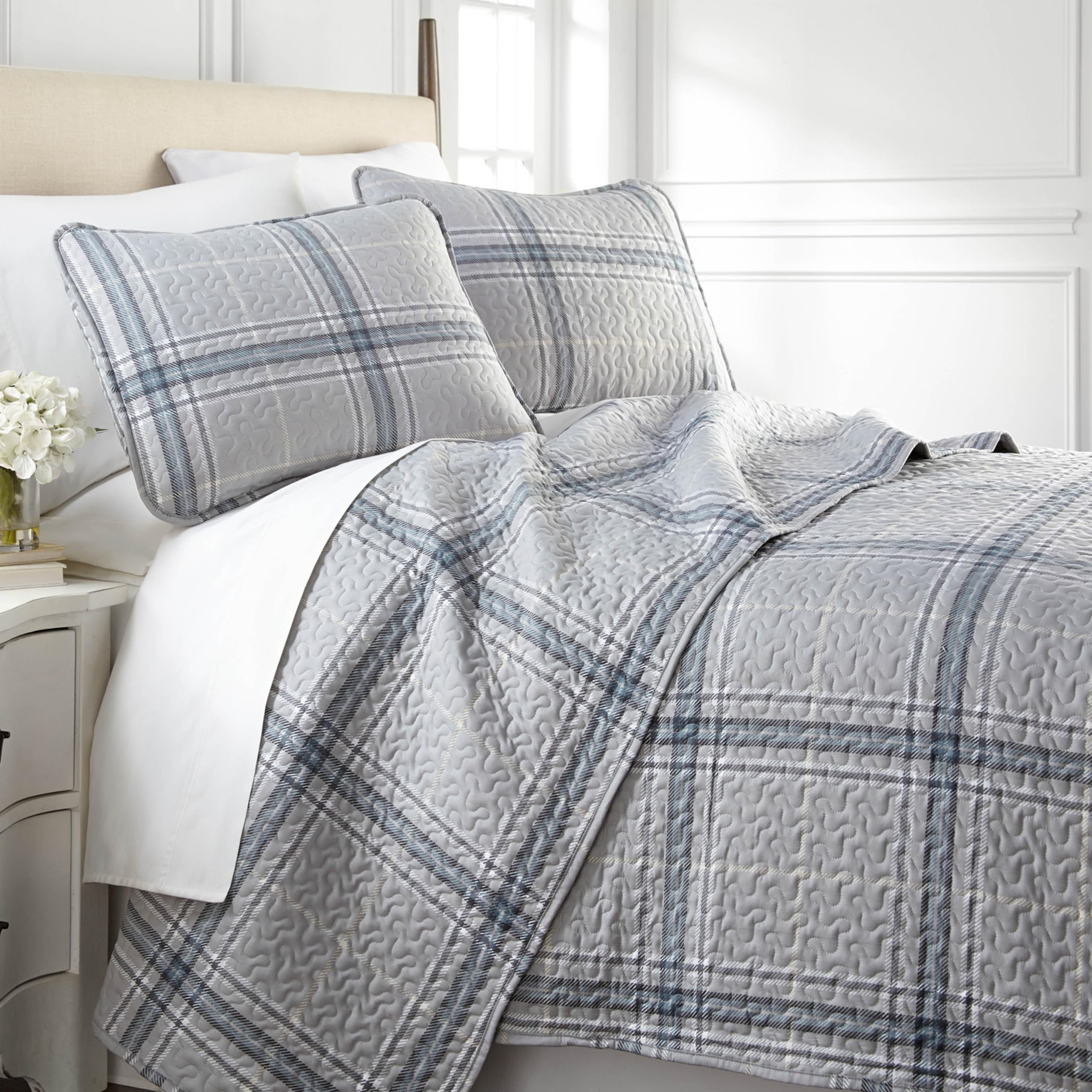 Southshore Fine Living, Inc. Oversized Twin Quilt Set, Grey Plaid Bedspread, Twin Or Twin Xl Quilt With Matching Pillow Sham, Mi