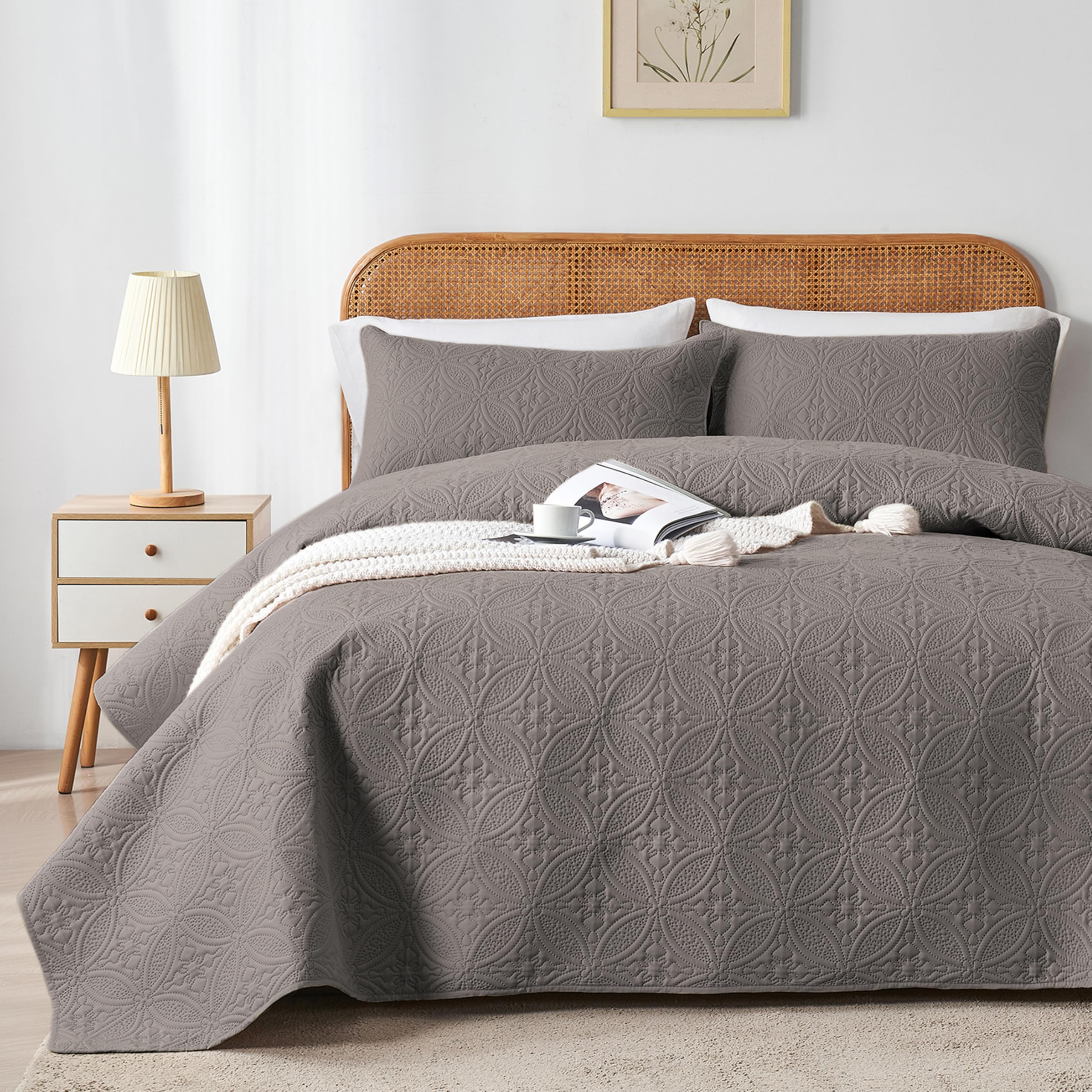 Wuruibo Twin Quilt Set Dark Gray, Microfiber Lightweight Bedspreads, Ultrasonic Embossed Solid Coverlet, Thin Bedding Set For Al