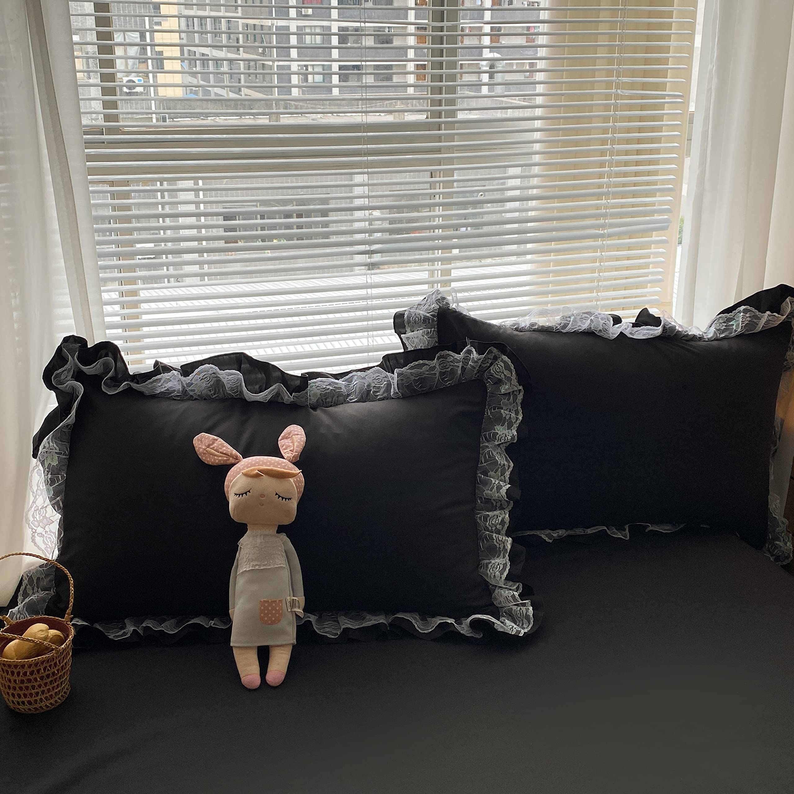 Moowoo Chic Ruffle Lace Polyester Duvet Cover Set -Girl Black Bedding-3 Piece Queen Duvet Cover With Zipper Closure -Ultra Soft