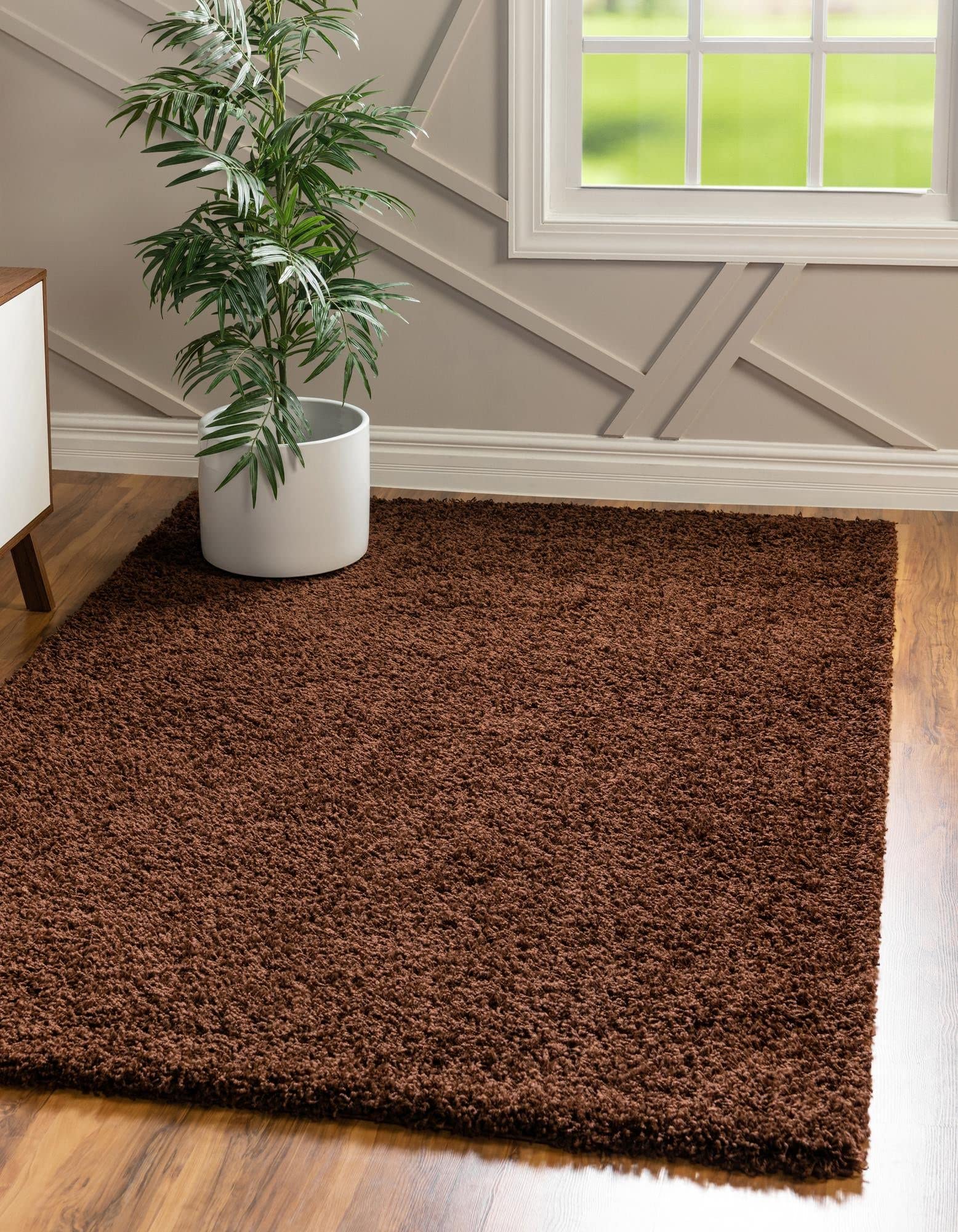 Rugs.com - ber Cozy Solid Shag Collection Rug - 7 x 10 Chocolate Brown Shag Rug Perfect for Bedrooms, Dining Rooms, Living Roo