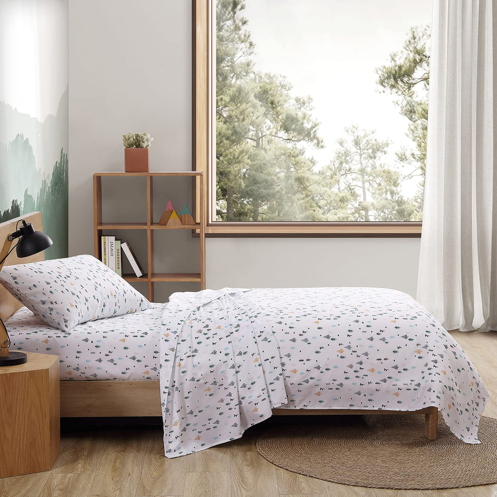 Eddie Bauer Kids - Queen Sheets, Stain Resistant Kids Bedding, Ideal For Toddler Bedding Set (Dreamland Green, Queen)
