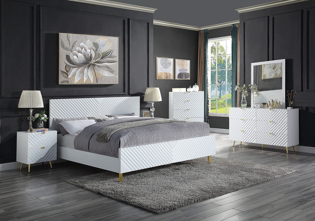 Acme Gaines Metal Legs Eastern King Bed in White High Gloss