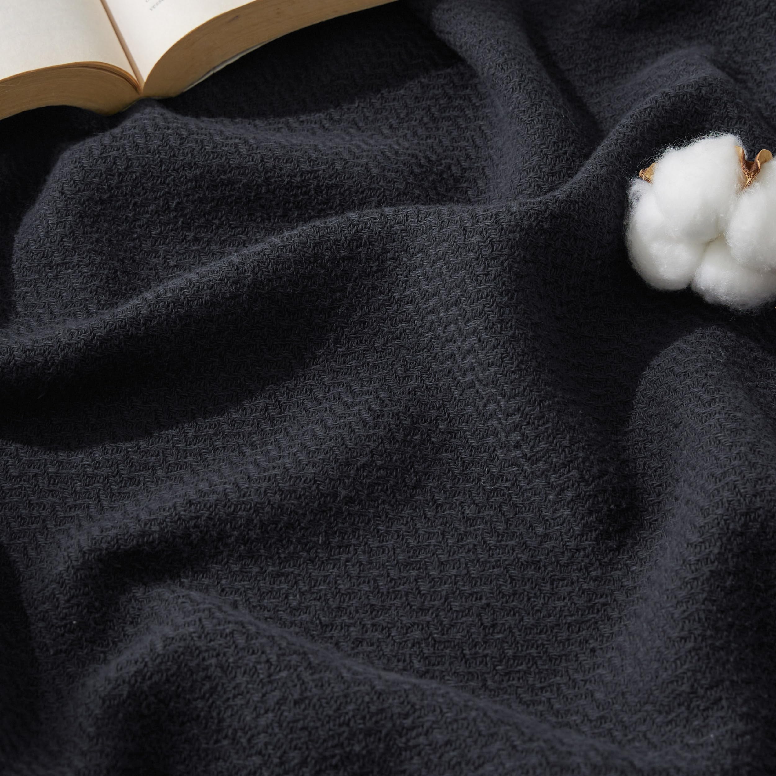 Bedsure GentleSoft 100% Cotton Blanket Queen Size for Bed - Breathable and Lightweight, Soft Cozy Textured Herringbone Woven Bla