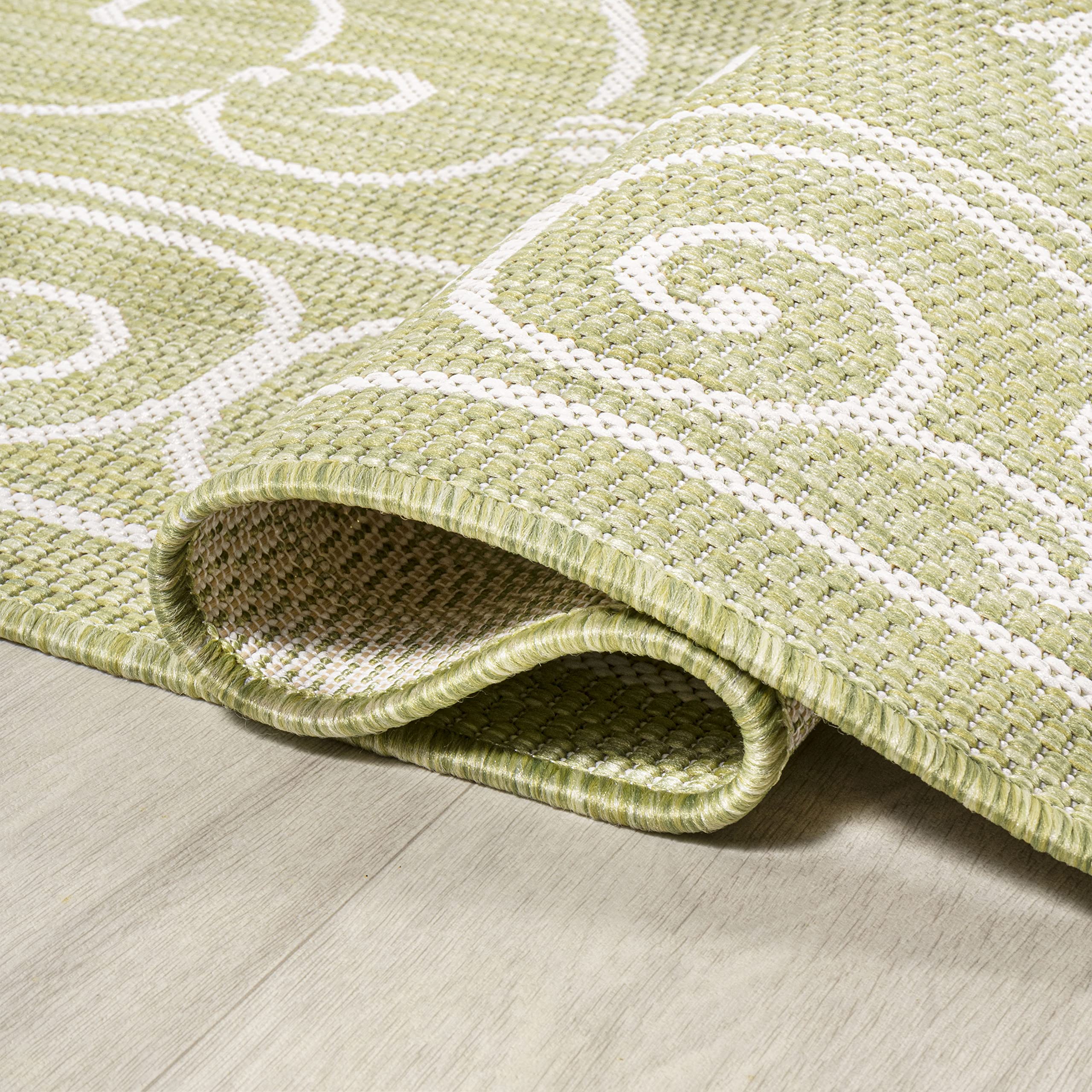 Jonathan Y Smb106H-5 Charleston Vintage Filigree Textured Weave Indoor Outdoor Area Rug, Coastal,Traditional,Transitional Easy Clean,Bedroom,Kitchen,Backyard,Patio, Non-Shed, Green/Cream, 5 X 8
