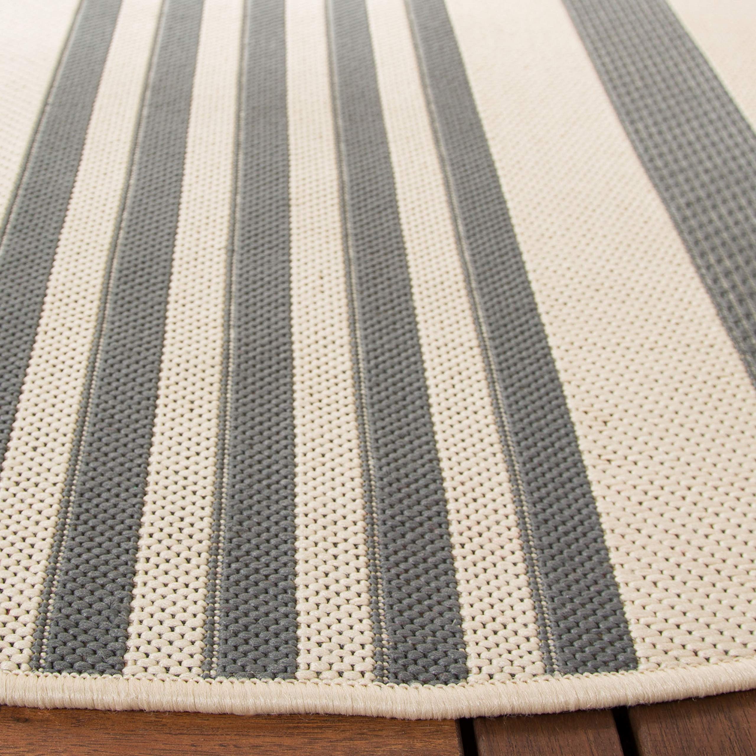 Safavieh Courtyard Collection 5'3'' Round Grey/Bone Cy6062 Stripe Indoor/ Outdoor--Waterproof Easy--Cleaning Patio Backyard Mudr