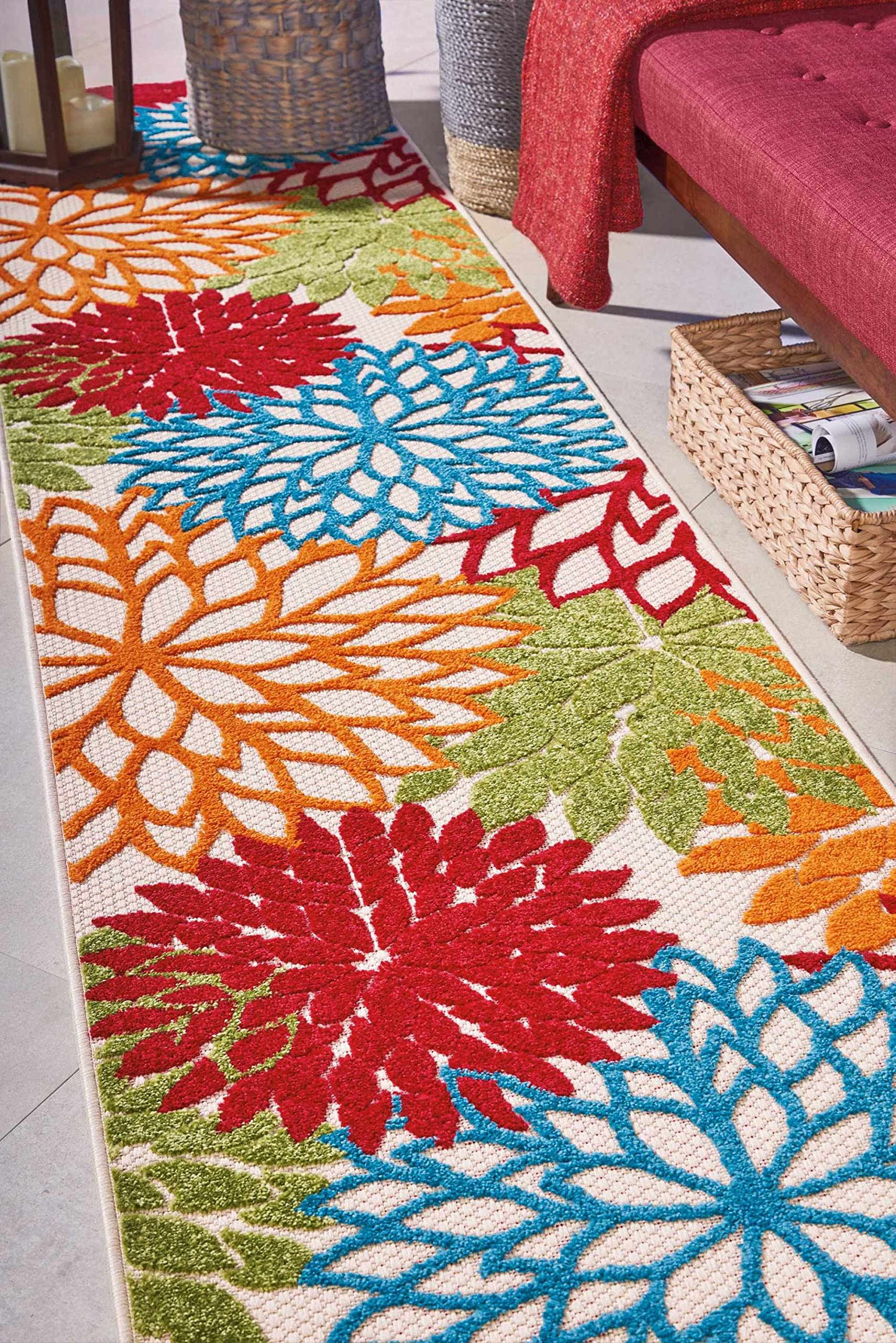 HomeRoots 100% Polypropylene 2’ x 10’ Green Floral Indoor Outdoor Runner Rug