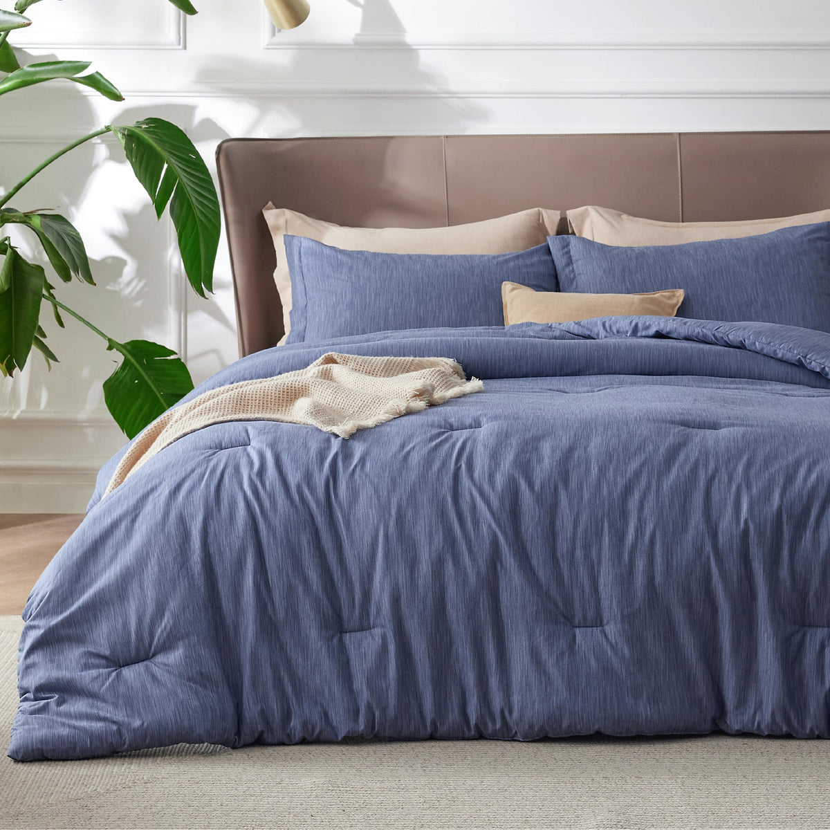 Bedsure Queen Comforter Set - Infinity Blue Comforter Queen Size, Soft Bedding For All Seasons, Cationic Dyed Bedding Set, 3 Pie