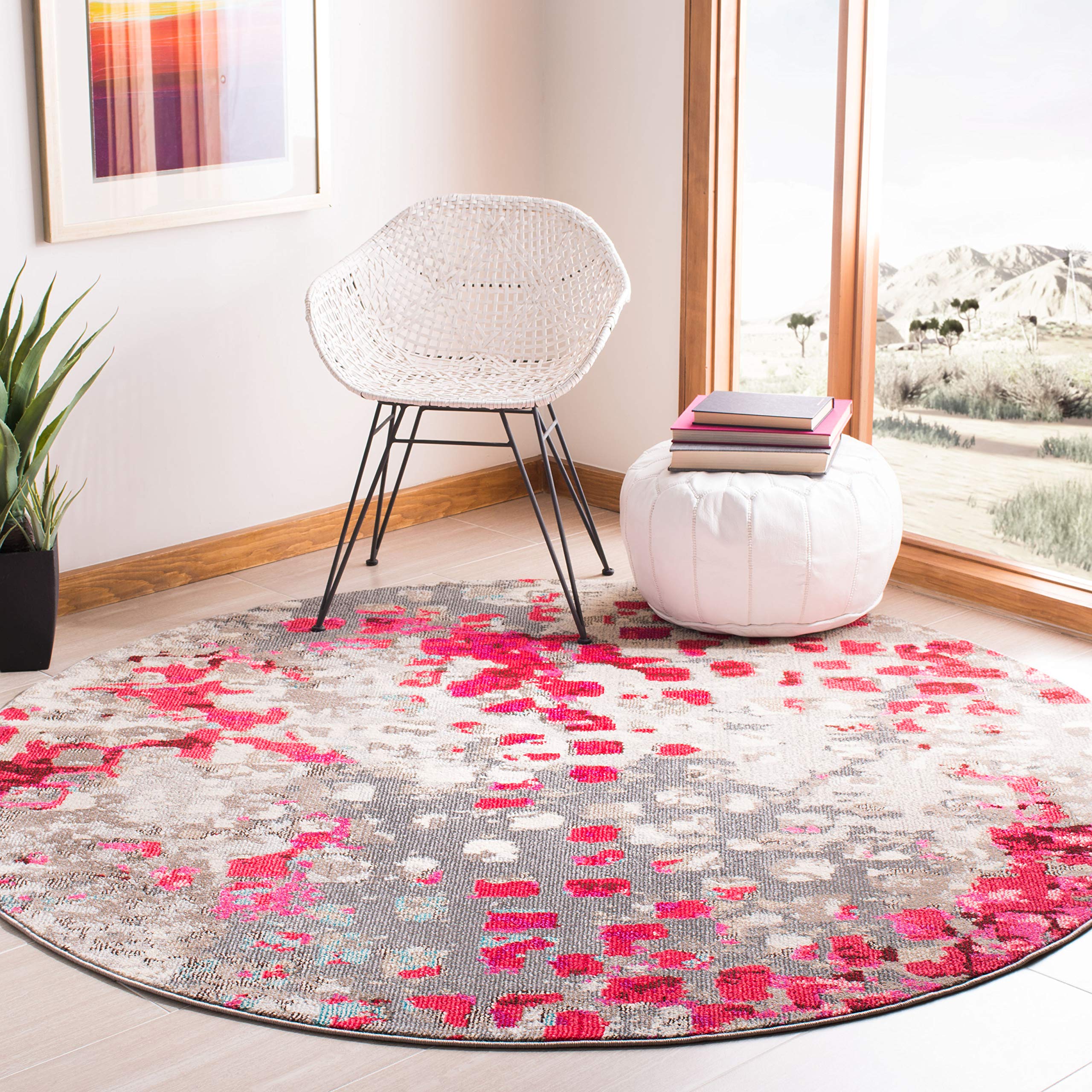 SAFAVIEH Madison Collection Area Rug - 5' Round, Grey & Red, Boho Abstract Distressed Design, Non-Shedding & Easy Care, Ideal fo