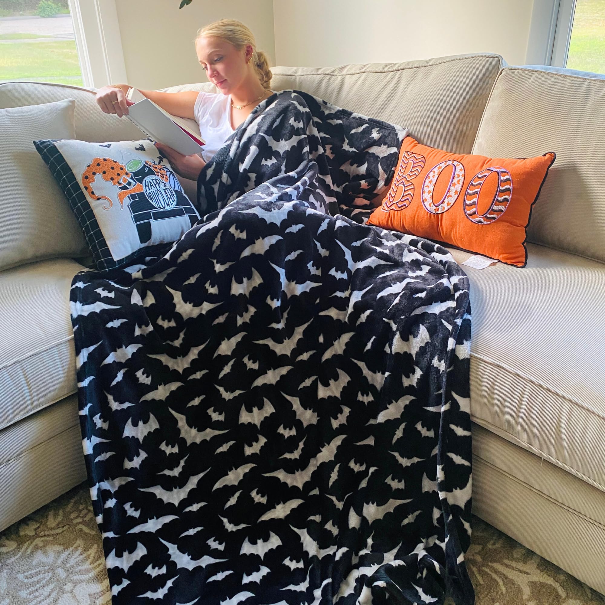 Spooky Halloween Throw Blanket For Couch Or Sofa: Silver Night Bats On Black Design On Soft Velvet Fleece Oversized 50' X 70'