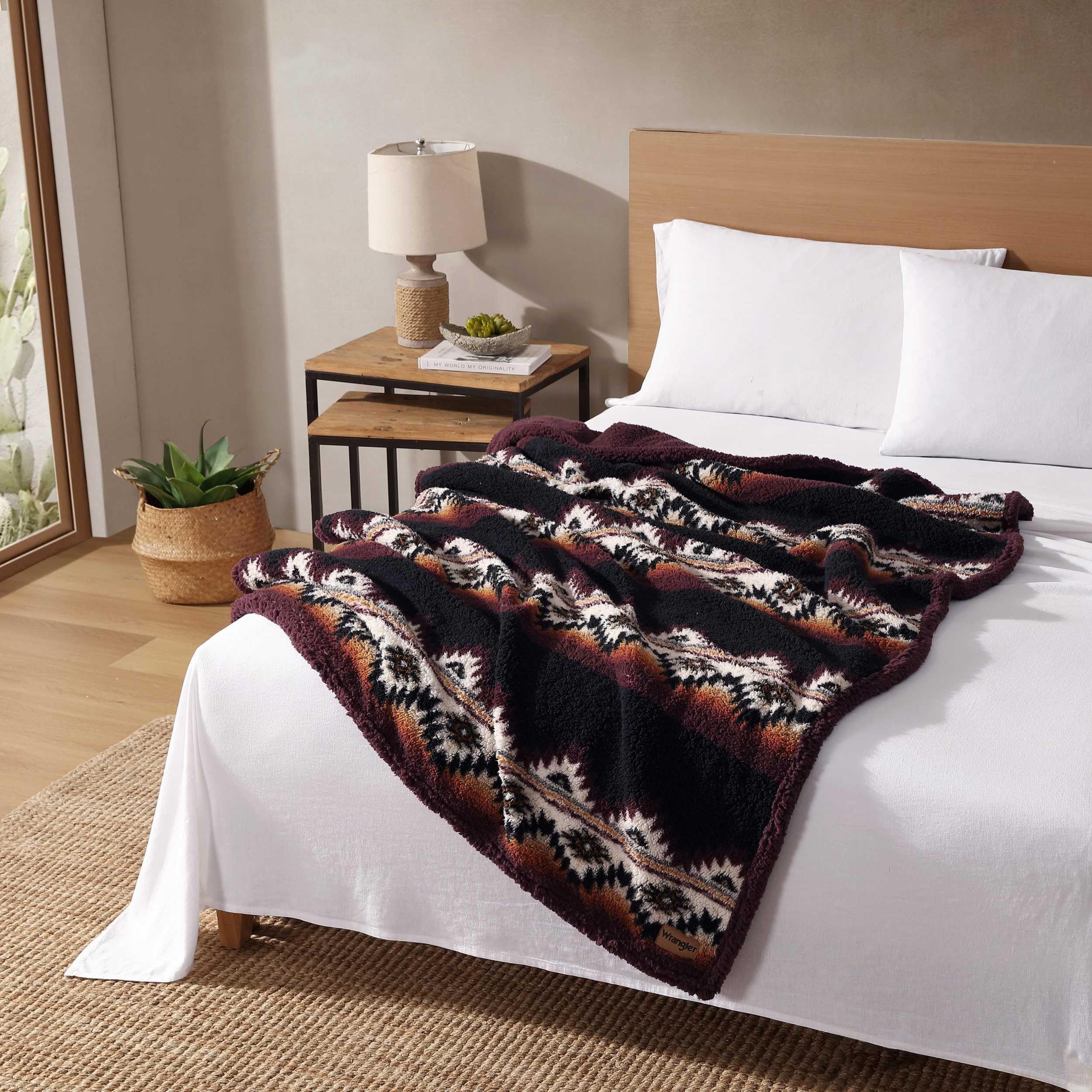 Wrangler - Blanket, Super Soft Bedding with Sherpa Reverse, Yellowstone Inspired Throw Blanket for Couch or Bed (Mountain Fog Br